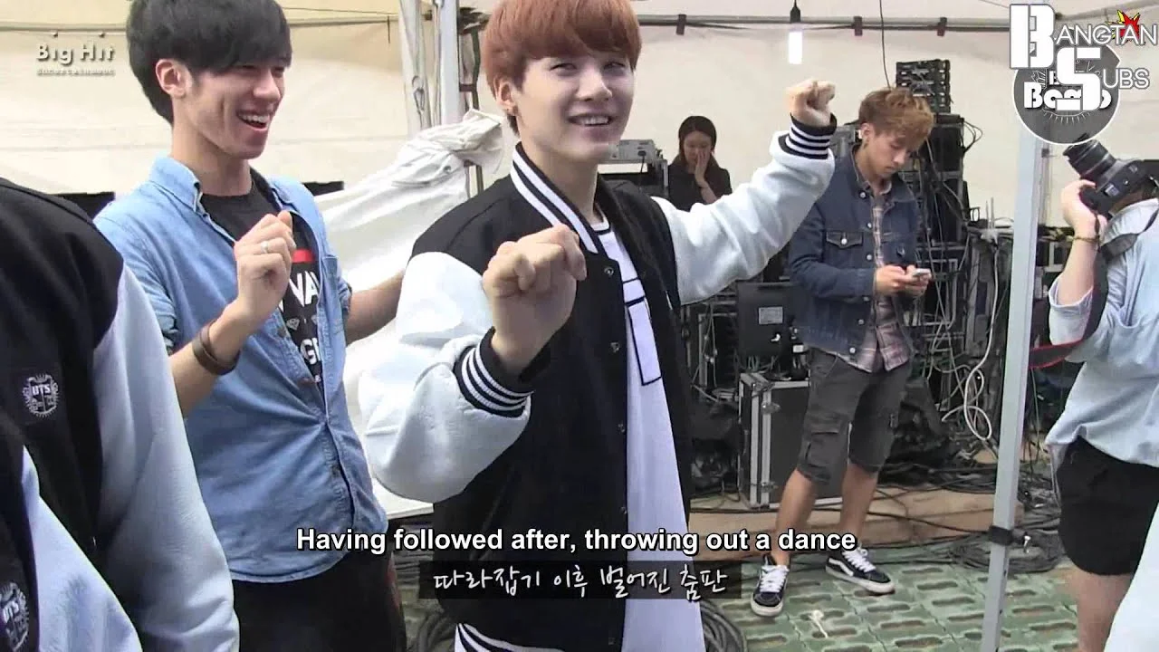 131013 [BANGTAN BOMB] BTS does a funny imitation of V