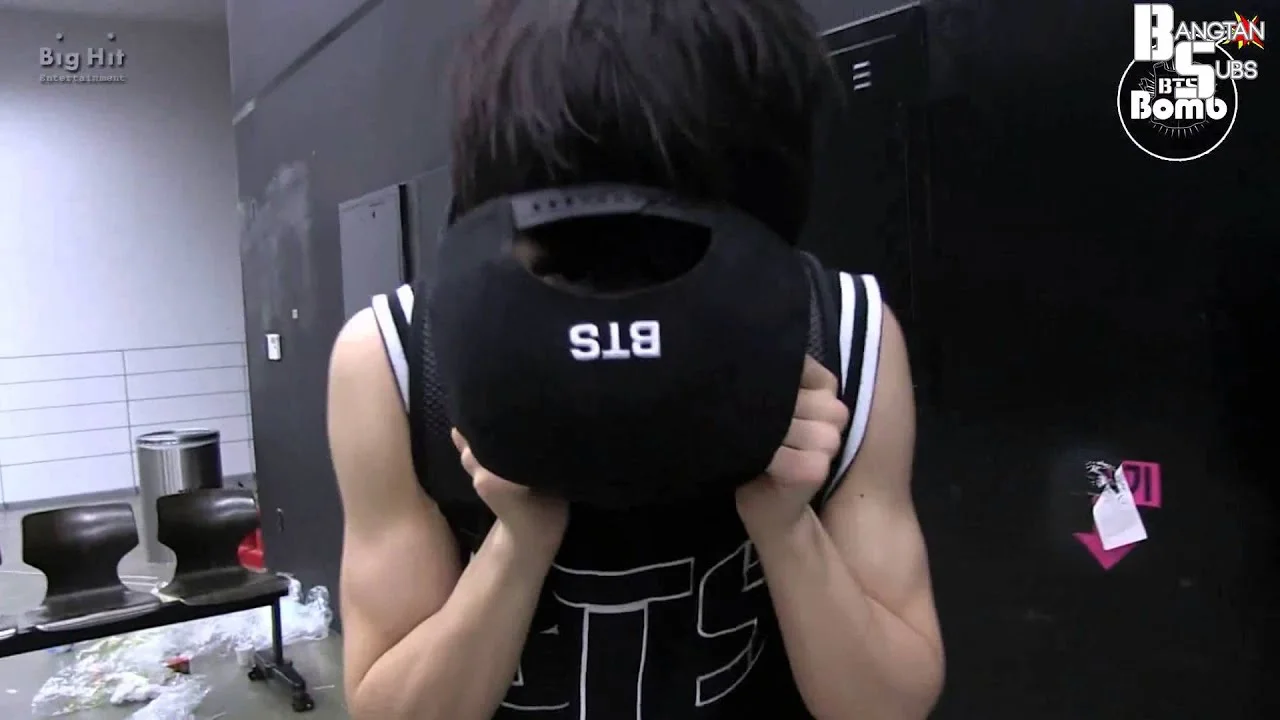 131007 [BANGTAN BOMB] Shy shy shy Jungkook