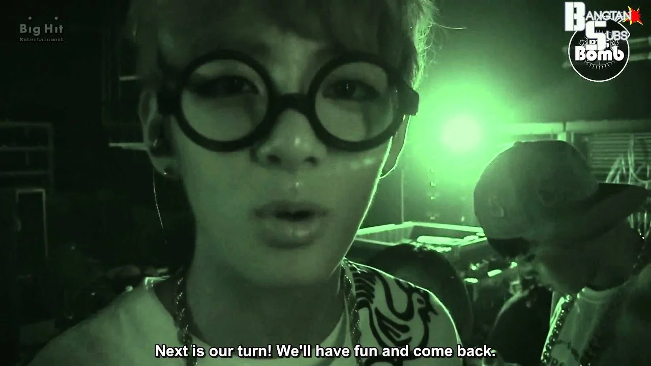 130718 [BANGTAN BOMB] V's glasses