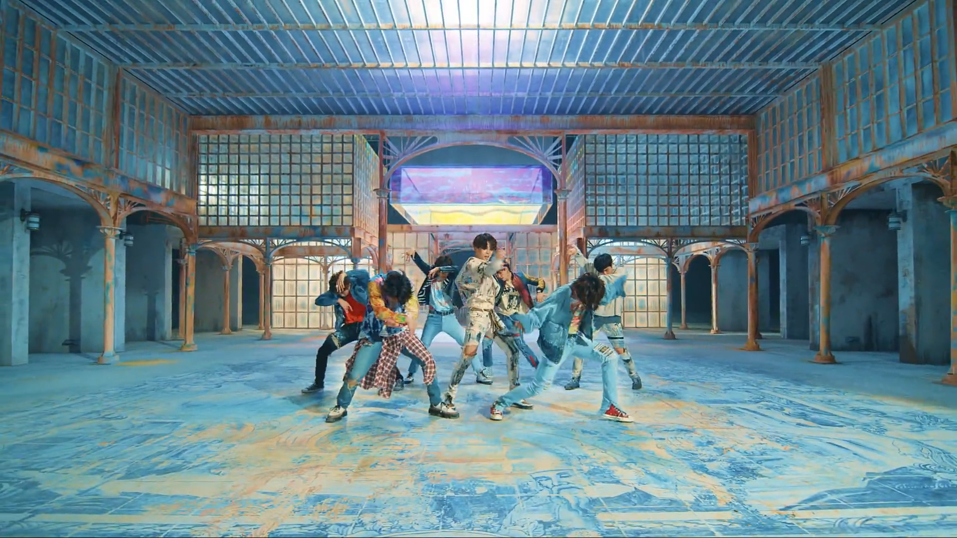 180518 'FAKE LOVE' Official MV