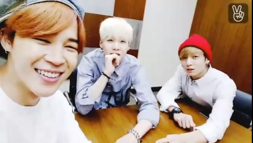 150806 BTS Live in the airport