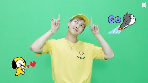 210818 When you're with BTS, you can dance anywhere!