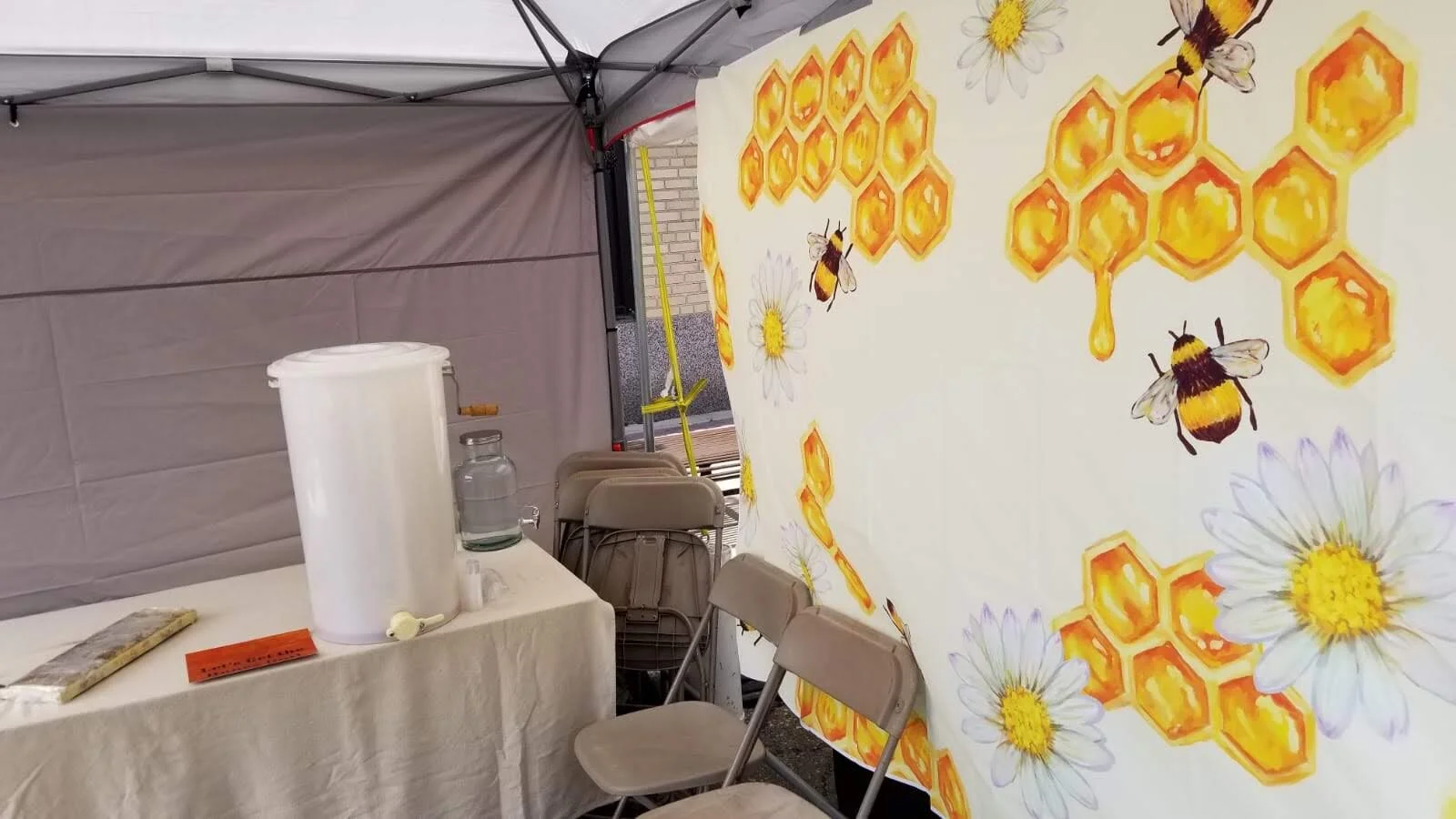 5aac8b09-30c2-41ef-afd3-6cb5878eb4d6 - Copy.jpg