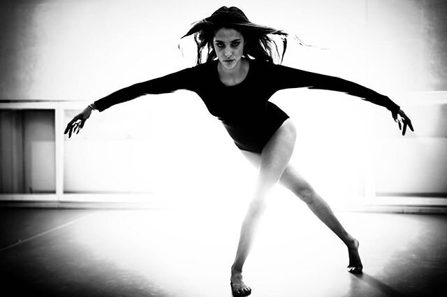 Happyyyy international dance day 💘 
#expressyourself#betterdaysarecoming#betteroutthanin#dancedance