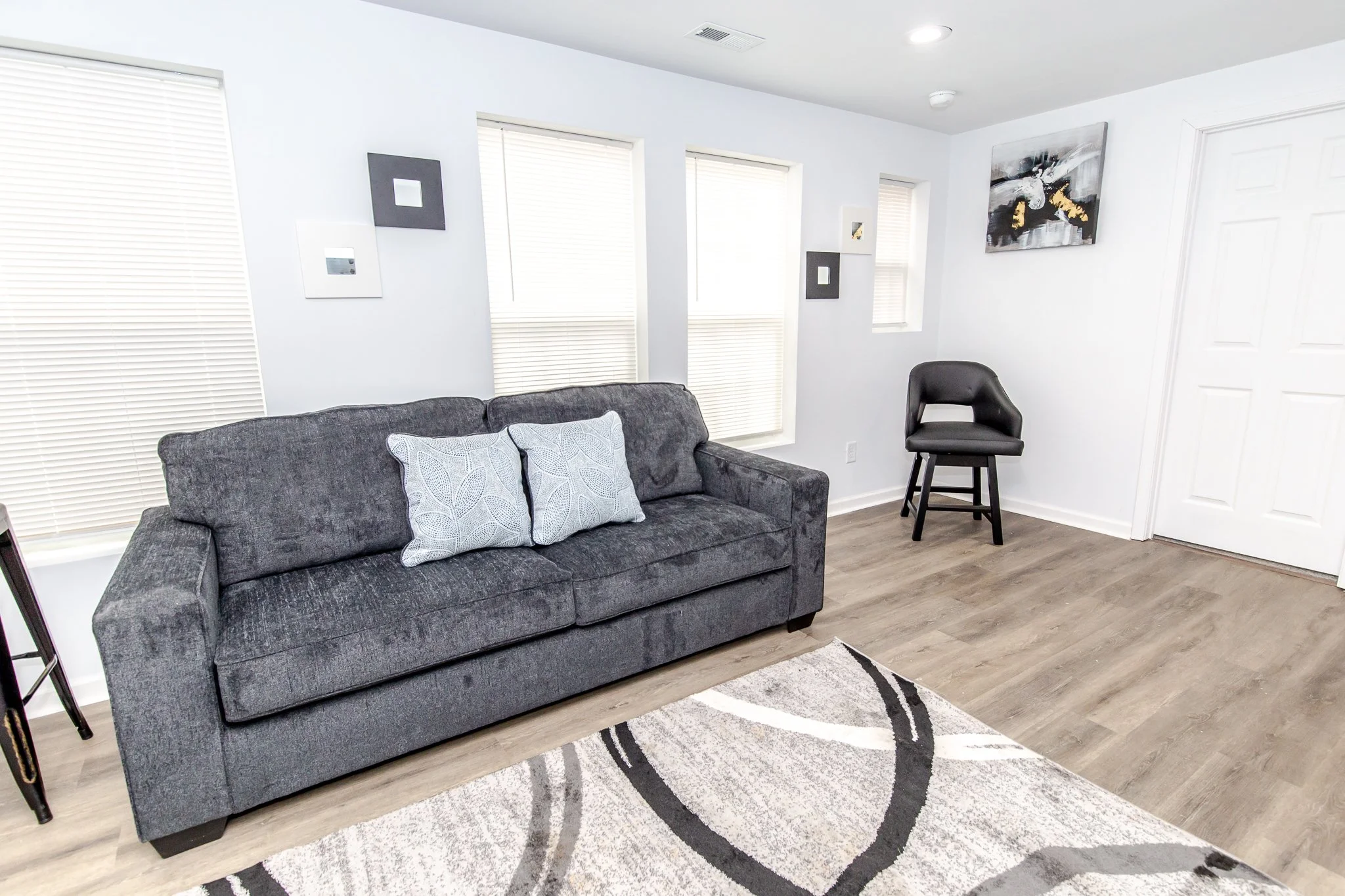 1101 N Main Furnished (5 of 17).JPG