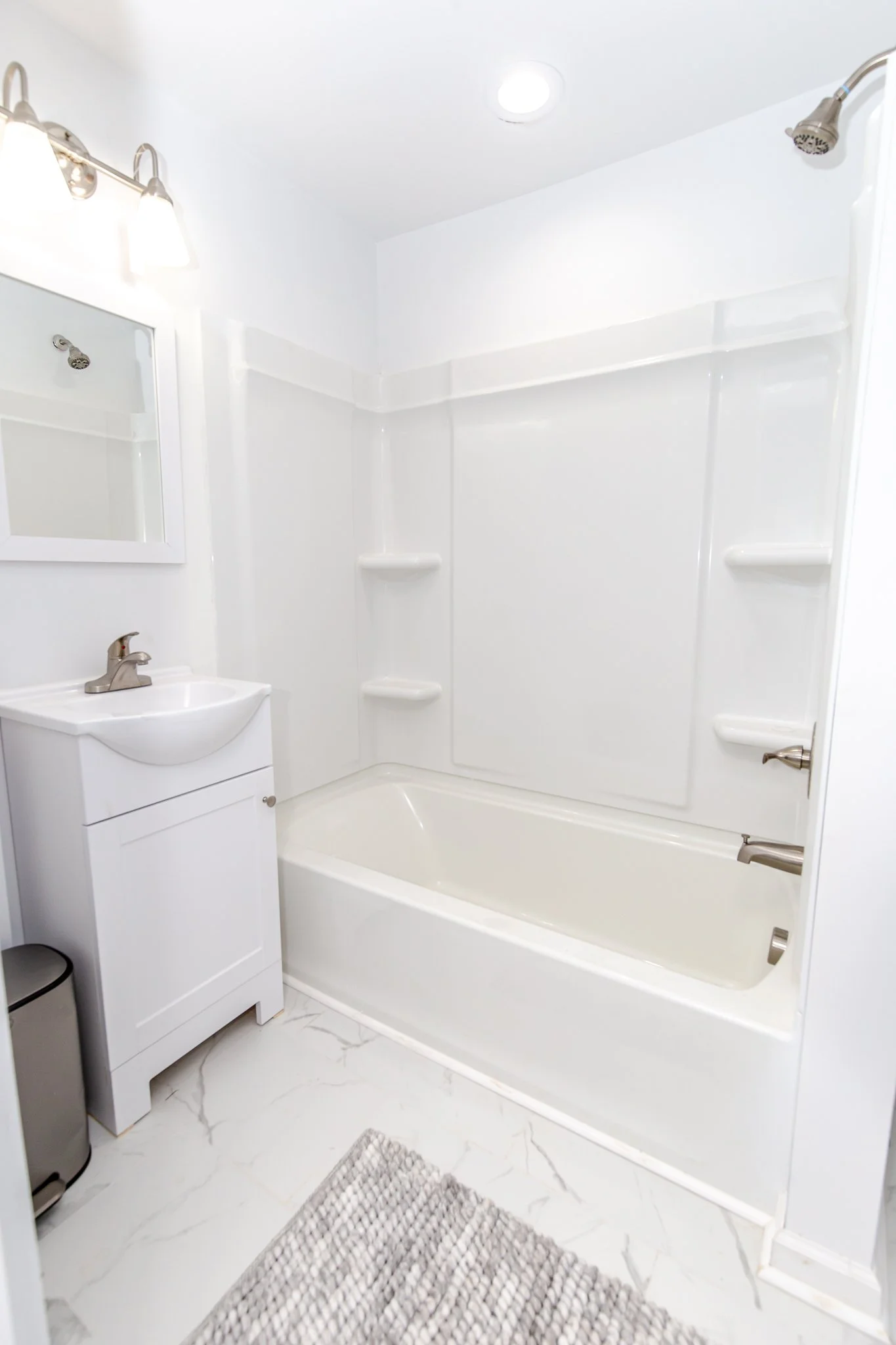 1101 N Main Furnished (8 of 17).JPG