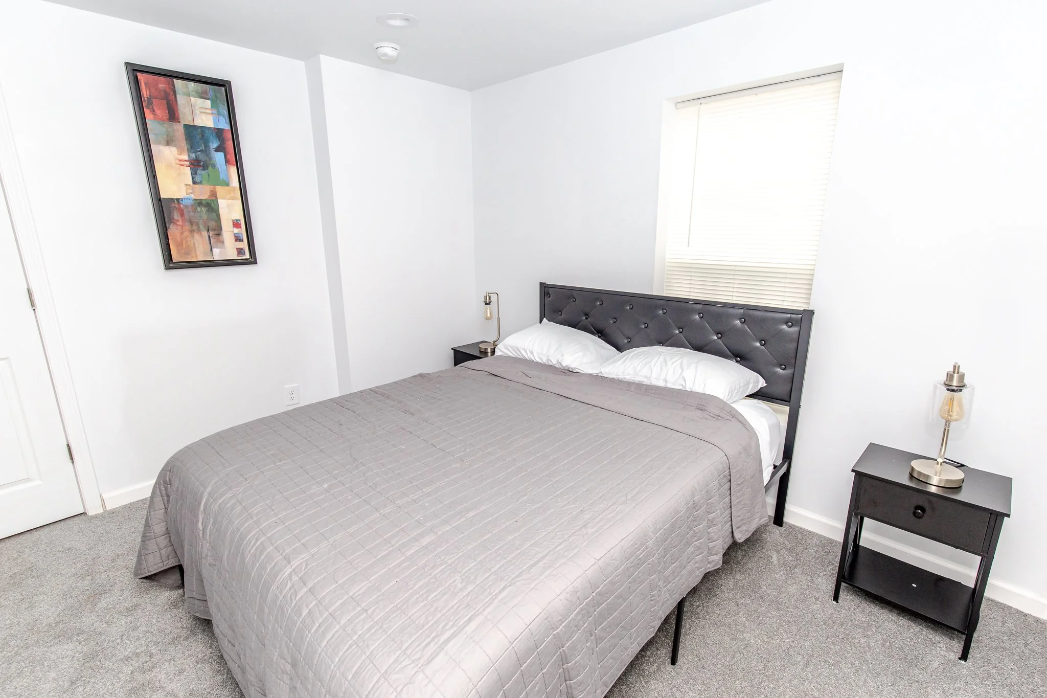 1101 N Main Furnished (16 of 17).JPG