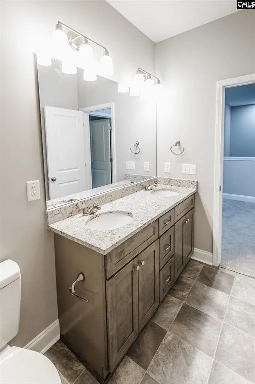Bathroom 2-2.jpg