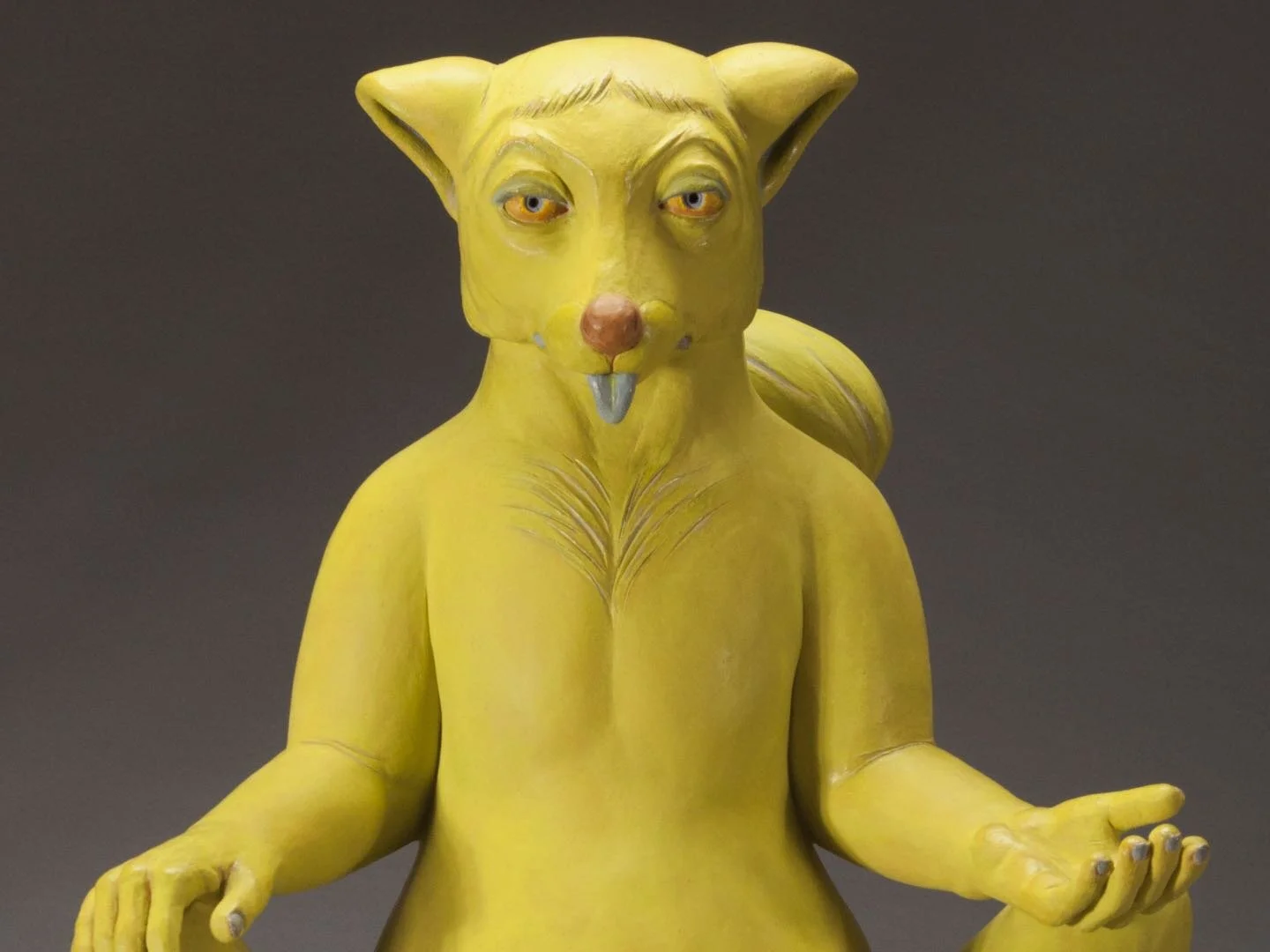 Sculpting a lemur in clay Video