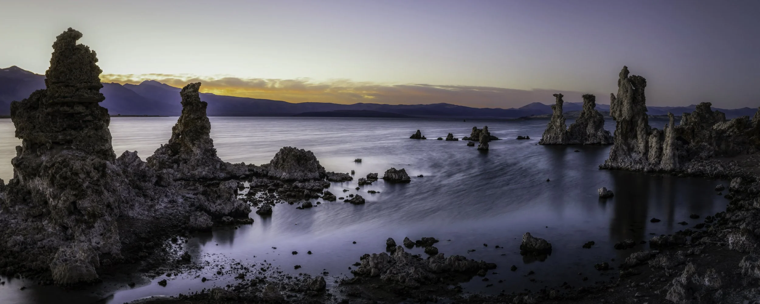 Mono lake 3 10x4.jpg