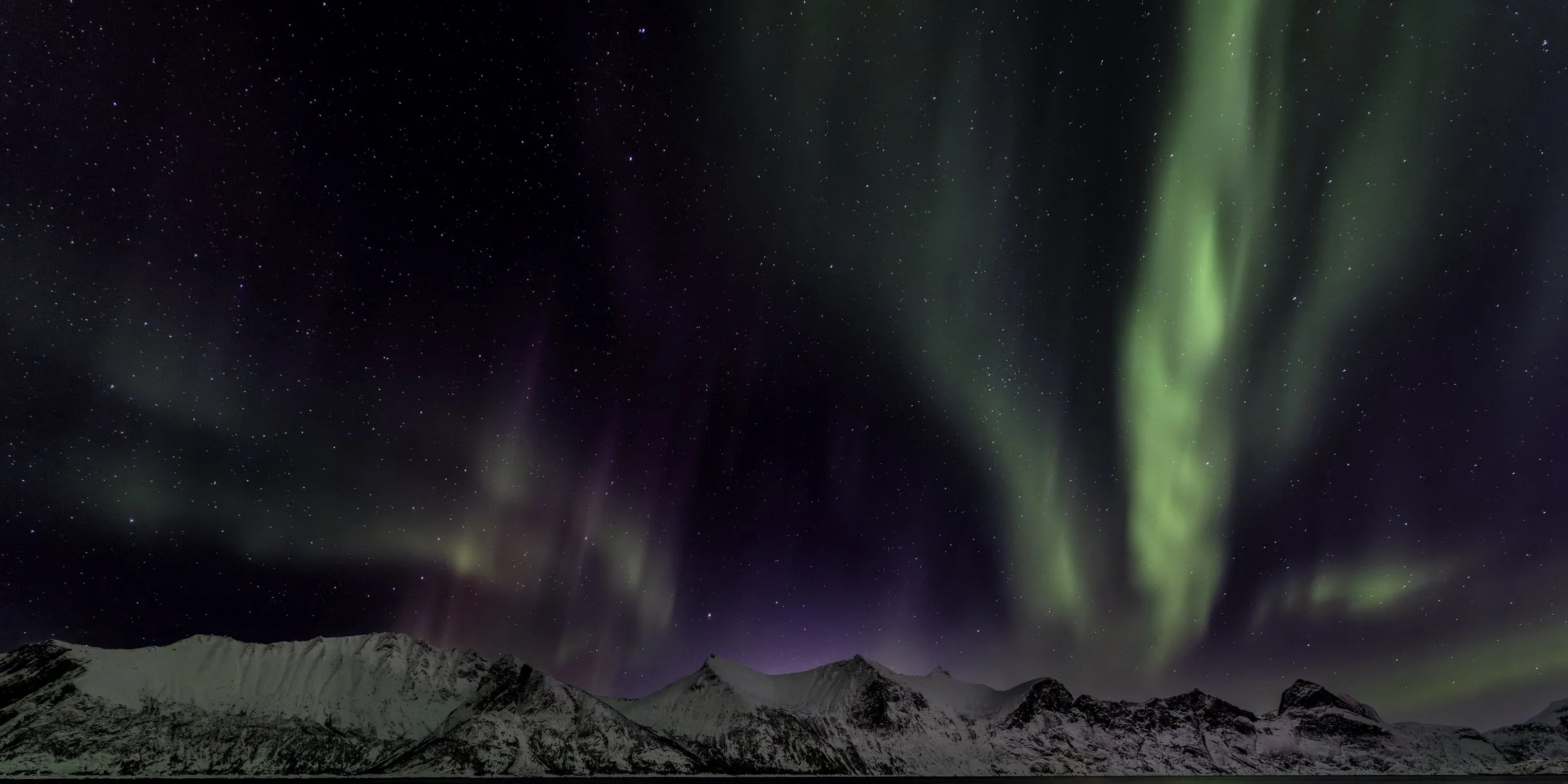aurora pano 2.jpg