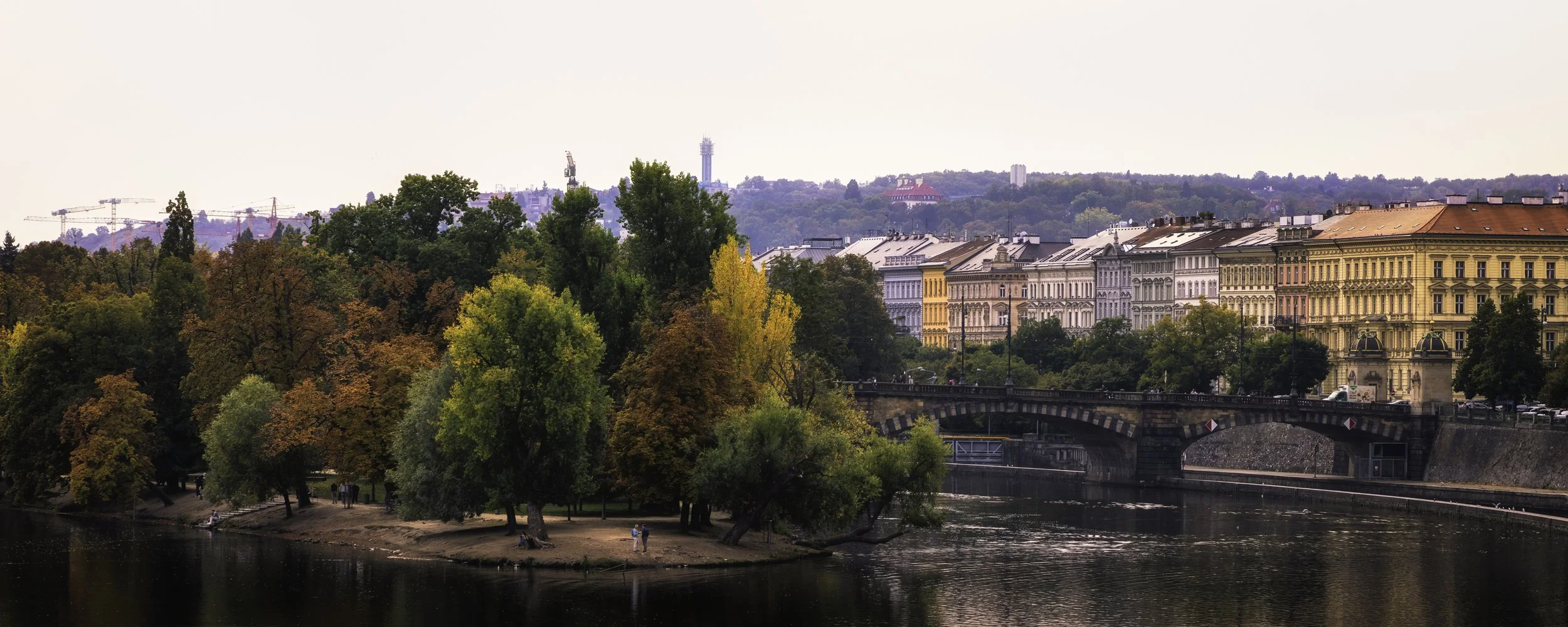 Charles bridge 10x4 2.jpg