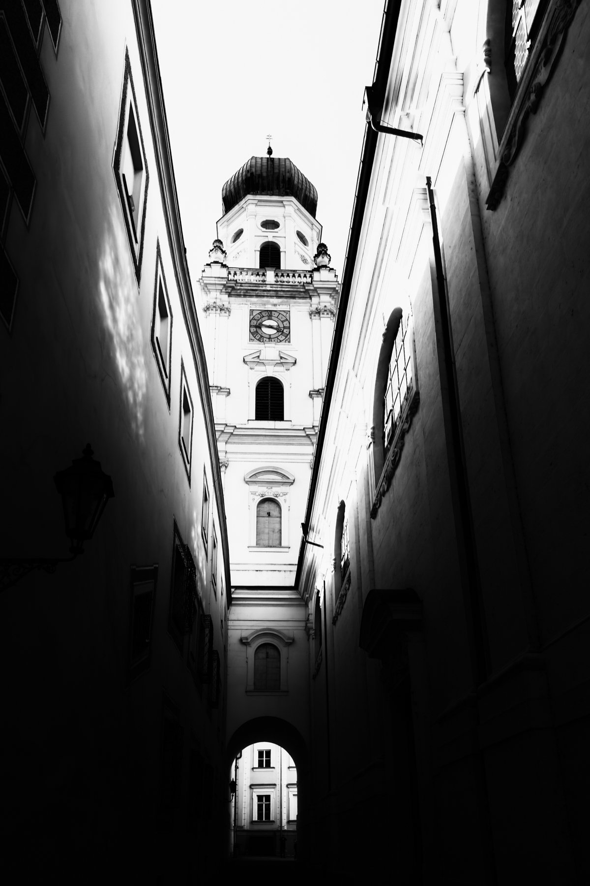 Europe street scene 2.jpg