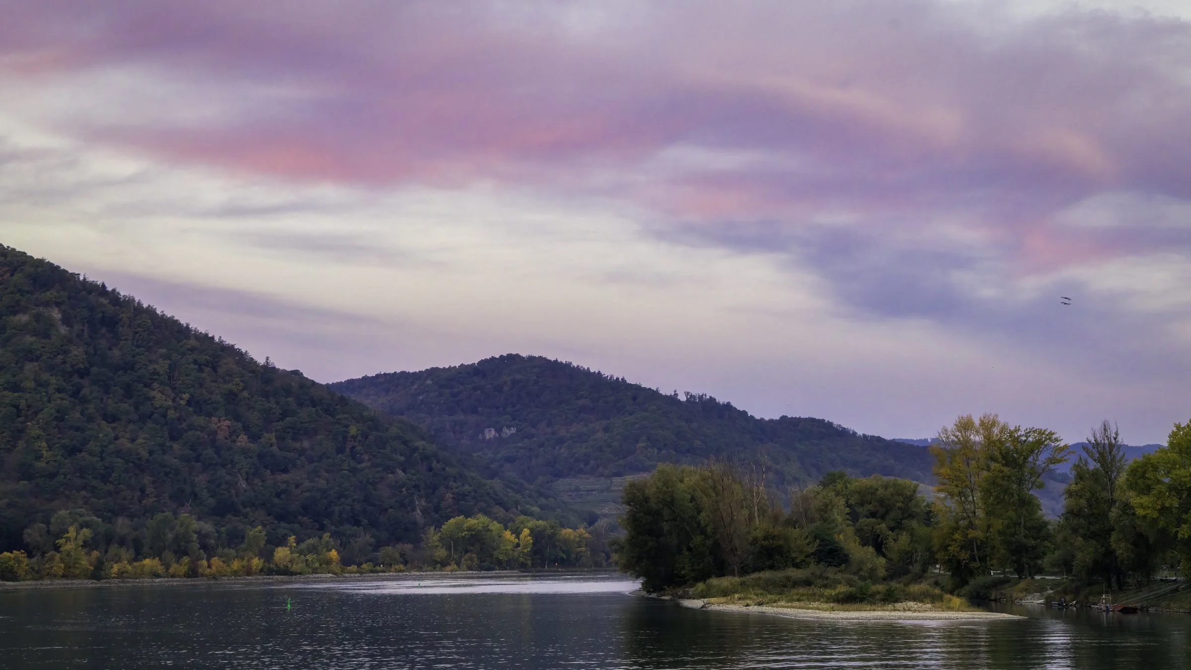 Danube sunrise 10.jpg