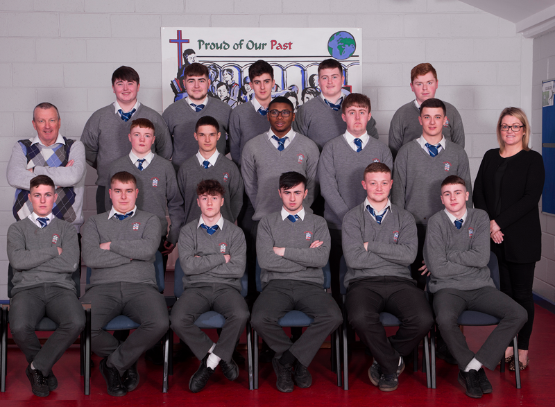 6.4 2018 Class Back Row: Liam Woods, Conan Carroll, Seán Di Fiore, Cody O’Neill, Jason Thornton. Middle Row: Mr Madden Principal, Seán Forshaw Black, Ralfs Lebedevs, Eniola Odusanya Smith, Kyle Cluskey, Conor Crilly McCullen. Ms Grimes. Front Row: Marty Walsh, Aurimas Kamarauskas, Luke Campbell, Matthew Kierans, Jake Callaghan, Ronan O’Dowd.