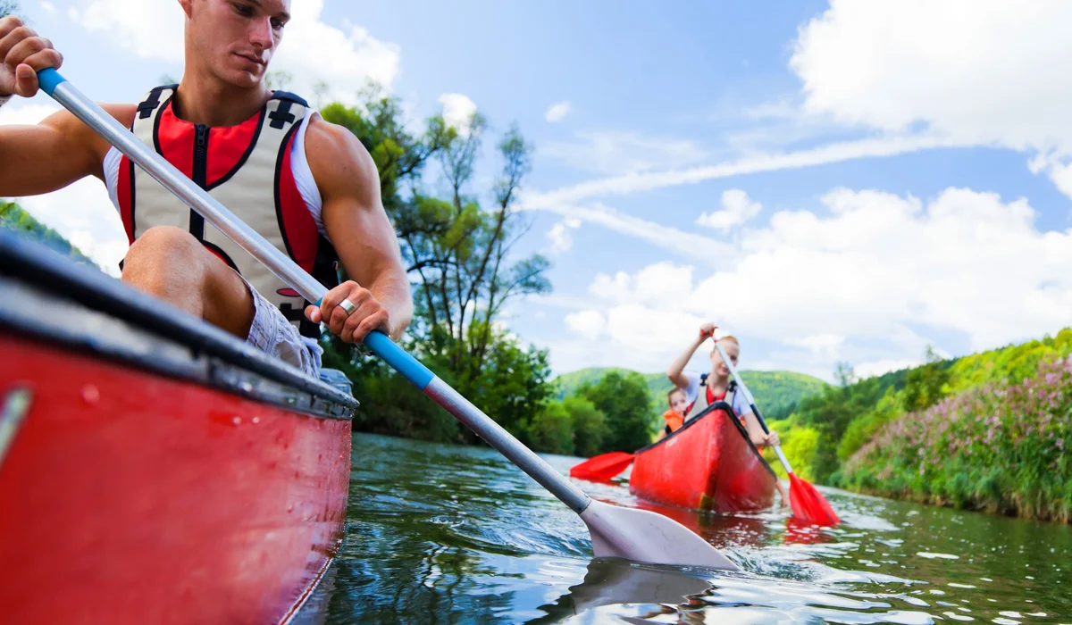kayak2.jpg