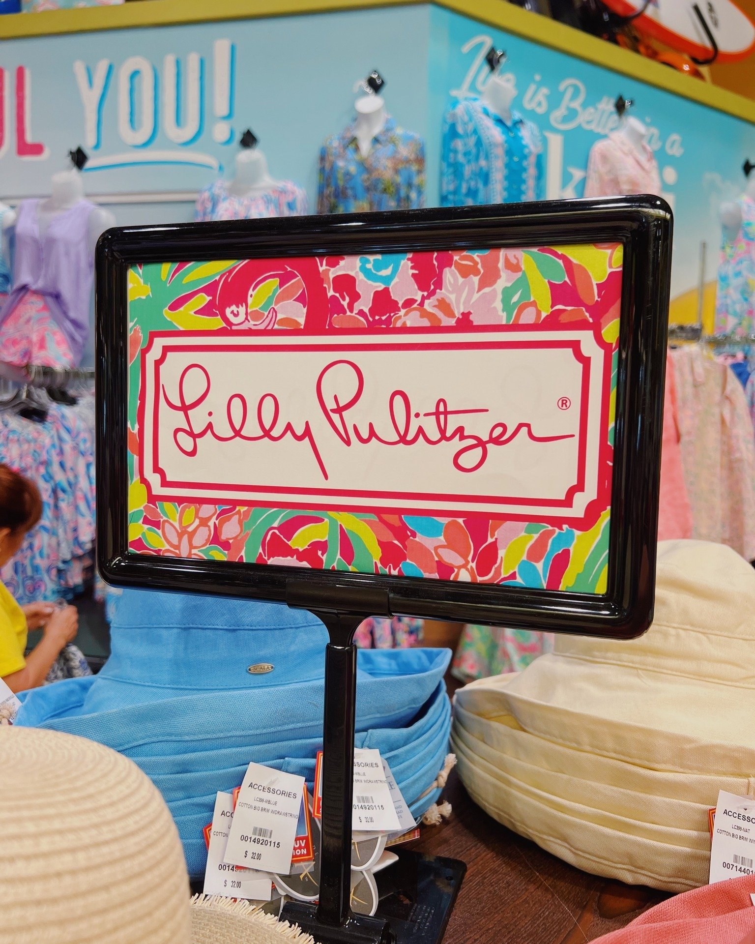 Select Lilly Pulitzer items are now $42.99 this holiday season. Visit us in-store to see the latest selection of prints. 
.
.
.
#CocoaBeachSurfCo #SpaceCoast #LoveFL #Repost #BeachGear #ResortWear #BeachDay #SurfShop #CocoaBeachFL #FloridaSurfShop #C