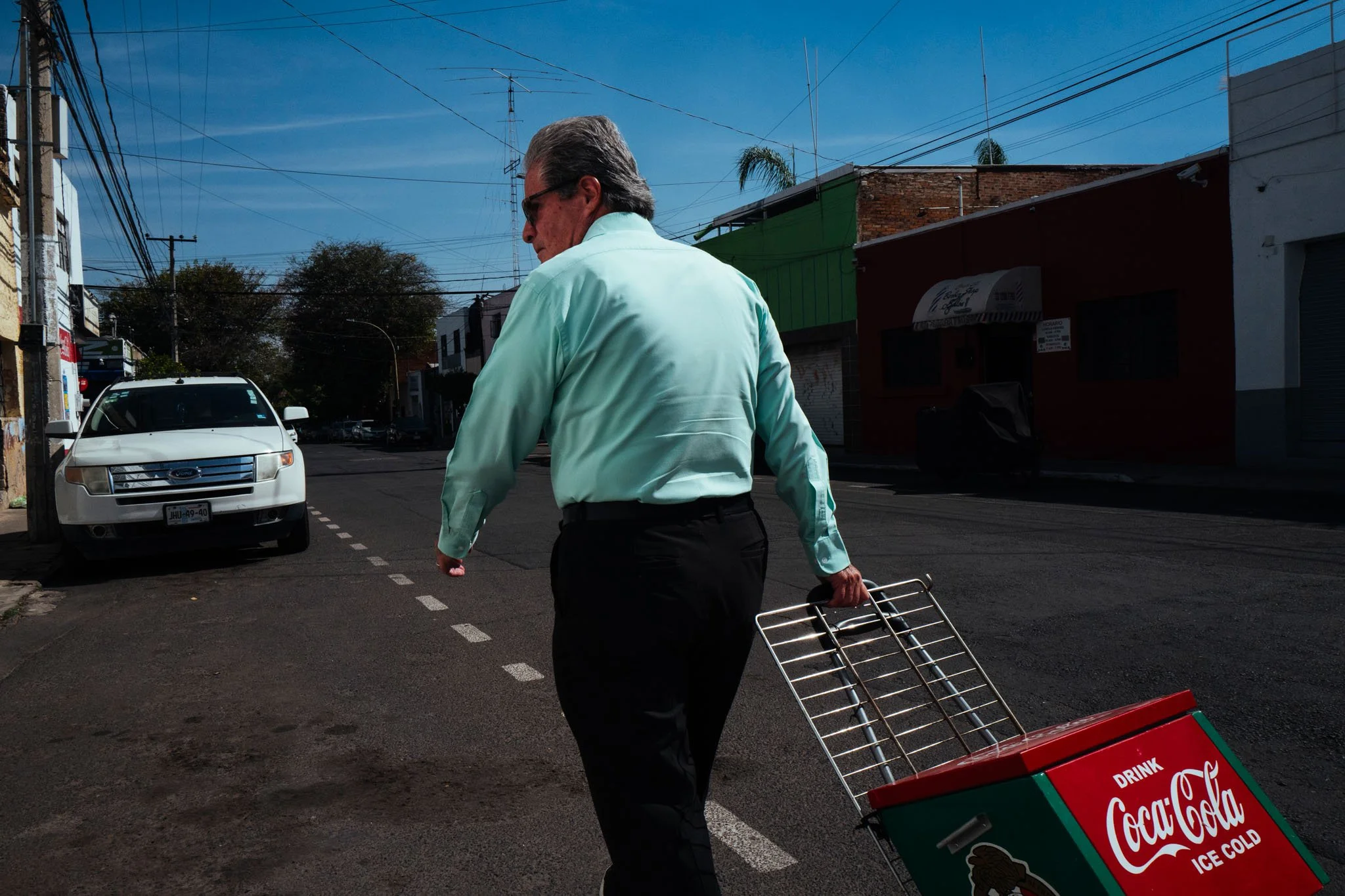 Gold für Julien Grassiot: VIEPA Street Photography 2025 – Alle Sieger!