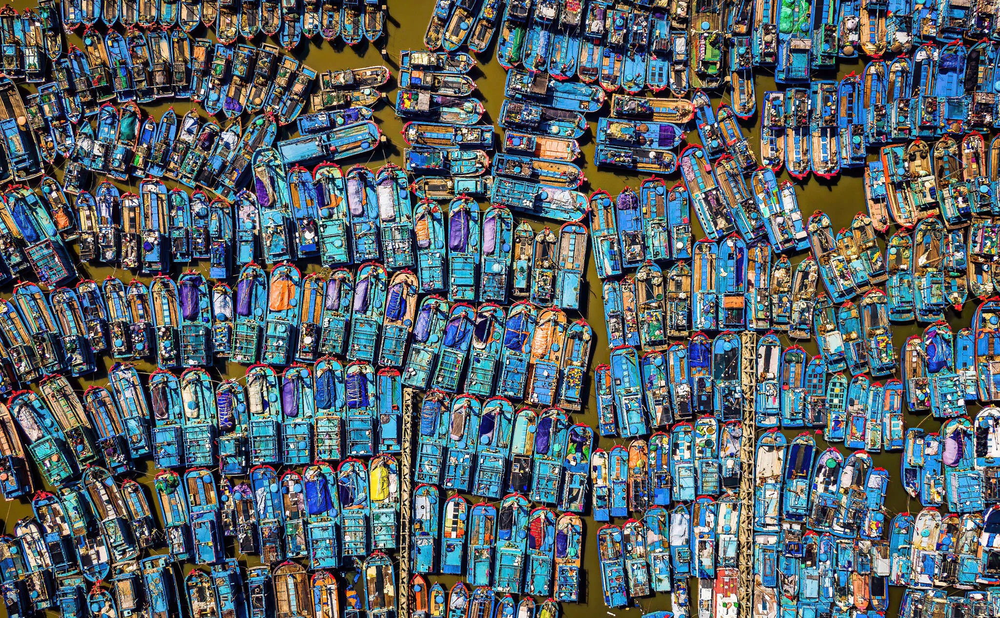 Cao Alex  Vietnam  MATRIX OF BOATS .jpg