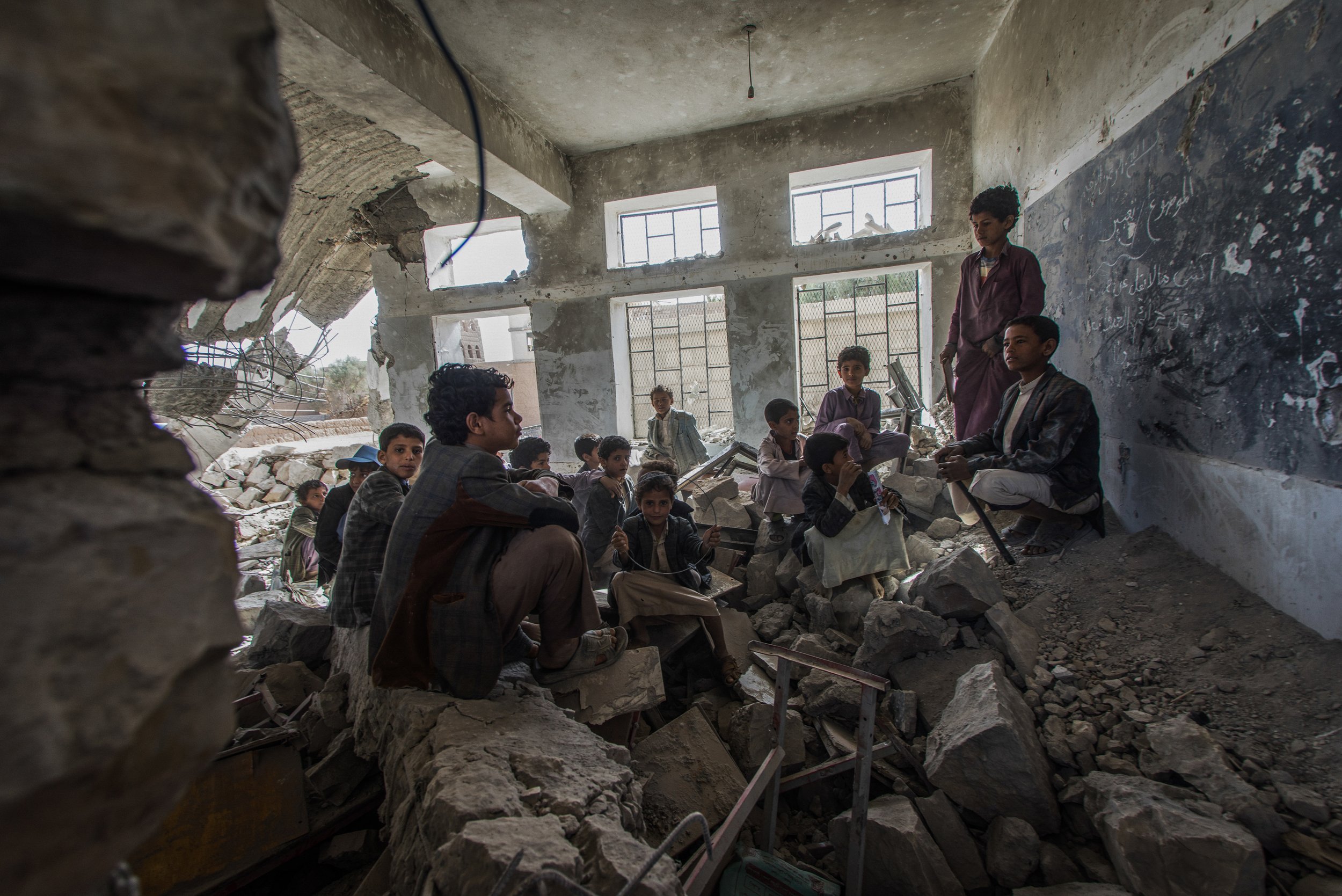 25Punkte_Giles  Clarke_United States_School children in a classroom in Saada City- Yemen. .jpg