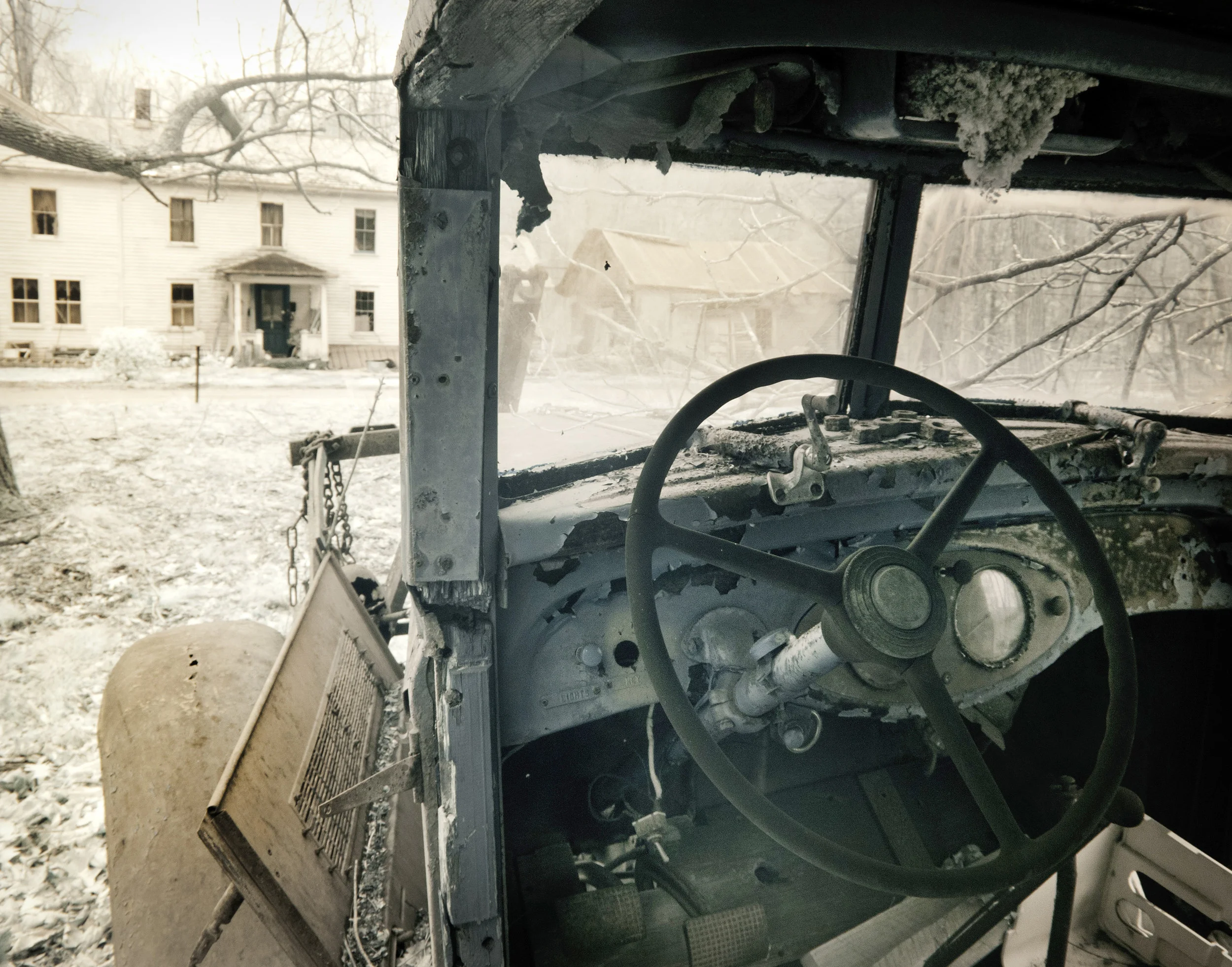 _3175093-rw-A View Through the Past.jpg