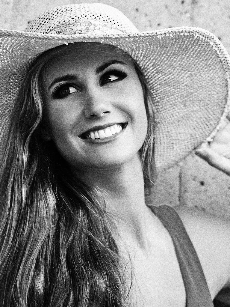 maggie-hat-1-BW.jpg