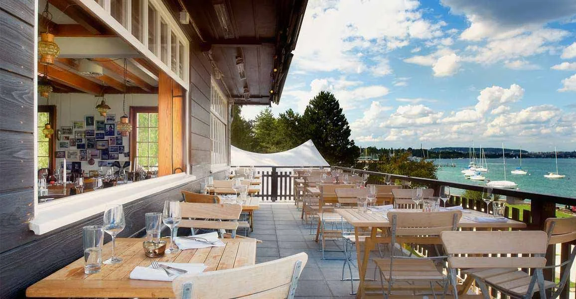 Aschenbecher_Restaurant_Tisch_Cigar-Lounge.jpg