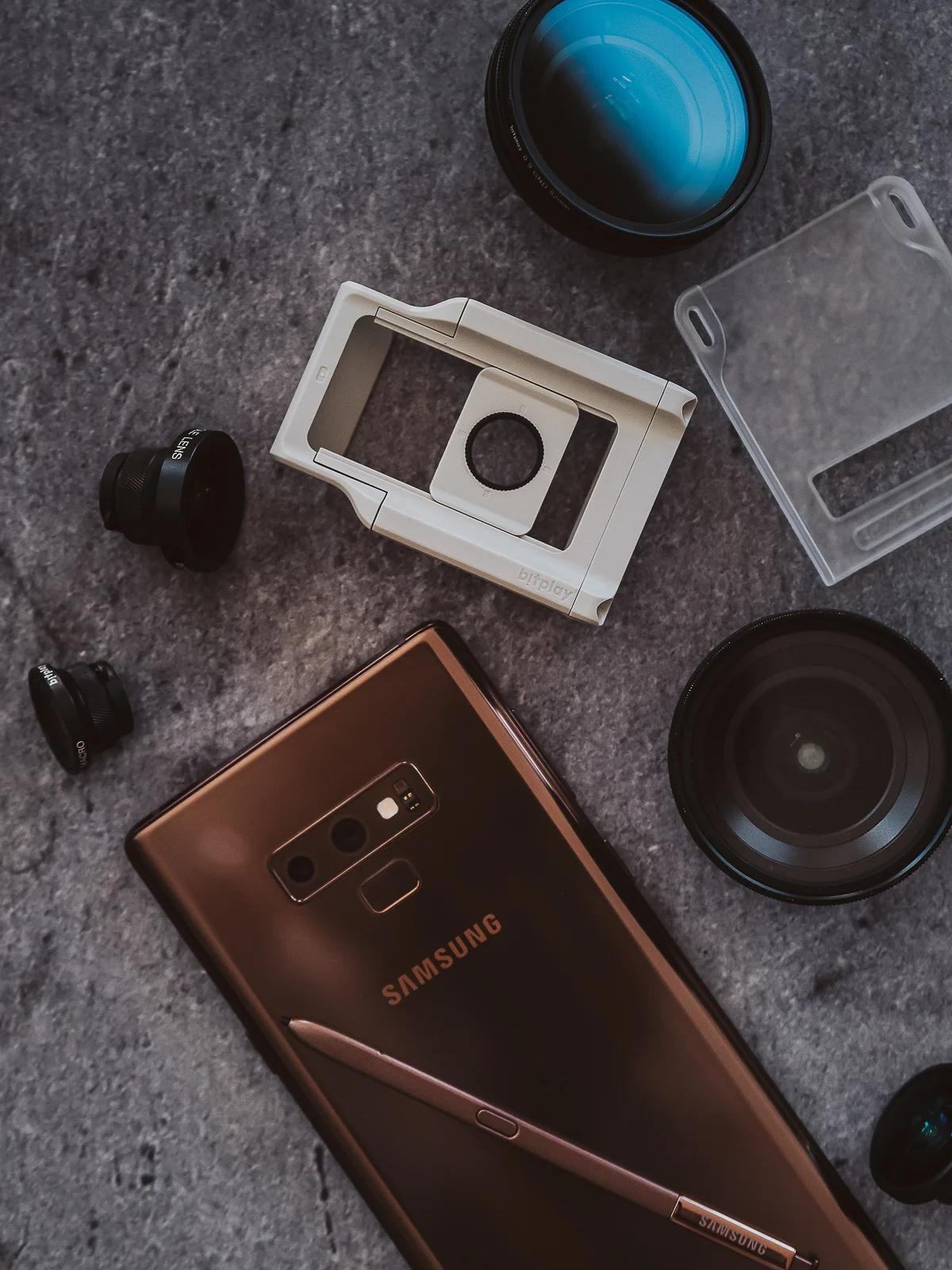 bitplay AllClip & iPhoneX + Samsung Galaxy Note9 - Olympus EM1Markii4518 - Yes! Please Enjoy-3.jpg