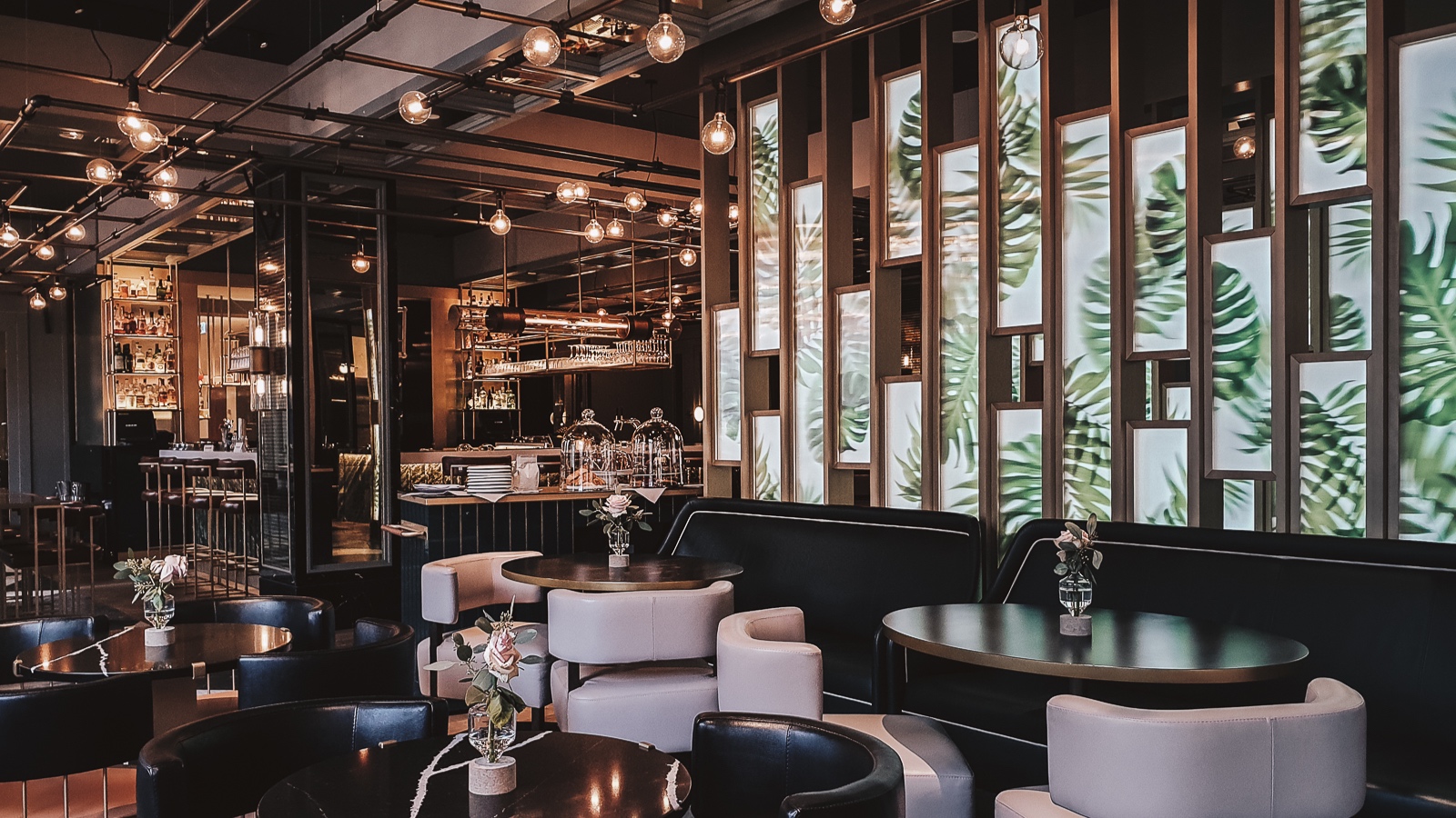 Juliet+Rose+Bar+Munich+-+Samsung+Galaxy+Note9+-+Yes%21+Please+Enjoy+by+Fanning+Tseng-11.jpg