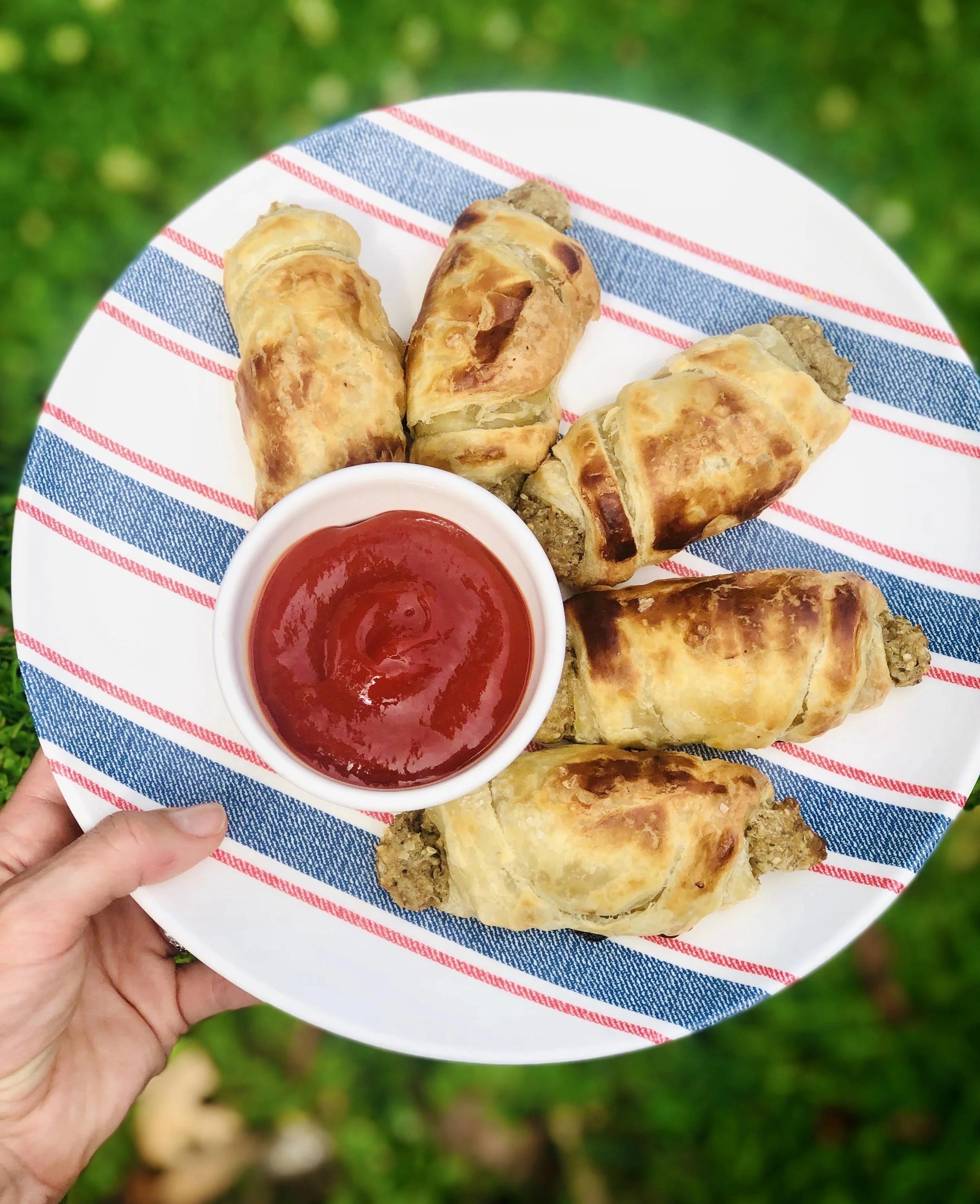Australian Vegetarian Sausage Rolls