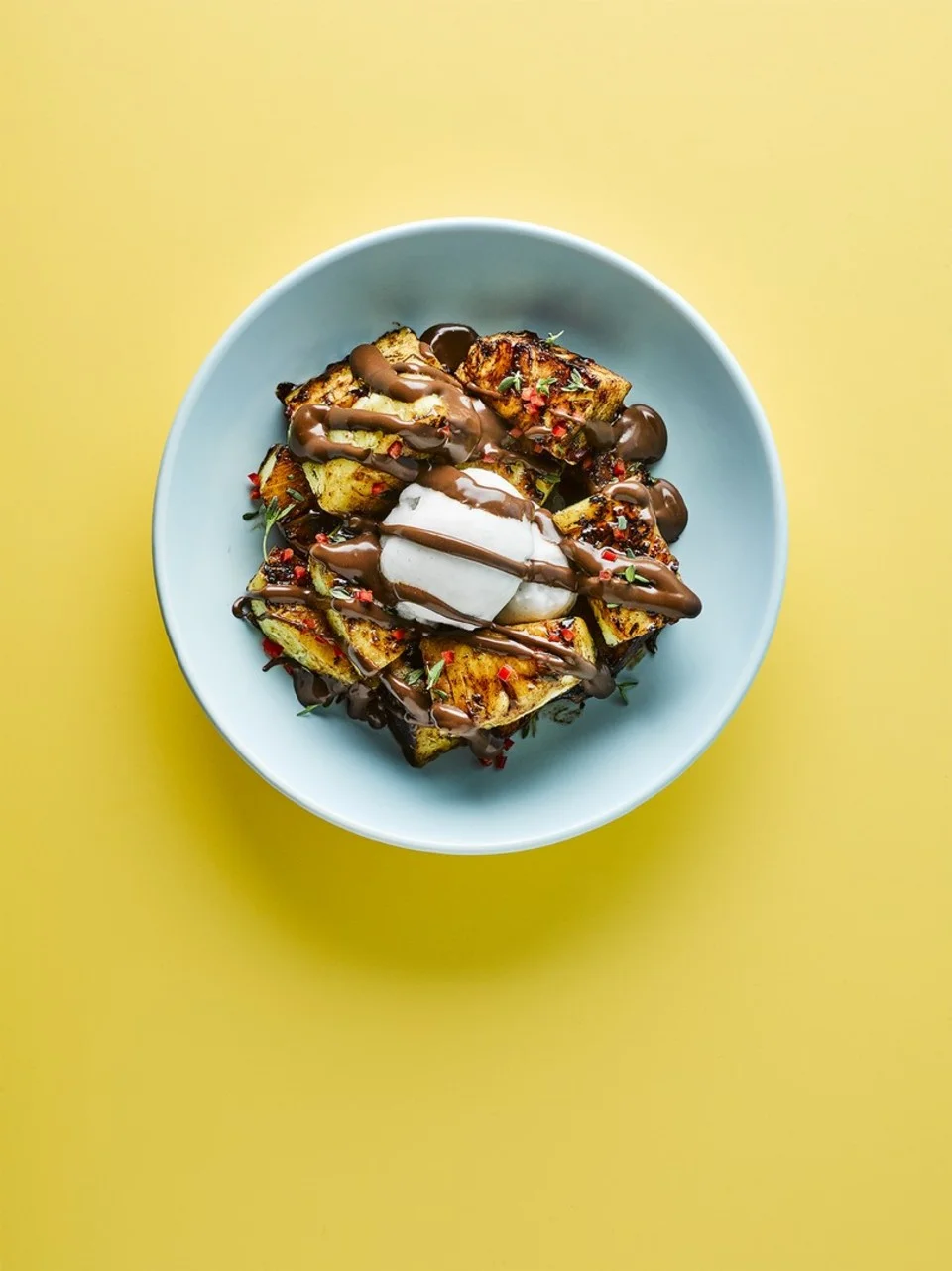 Jerk barbecue pineapple