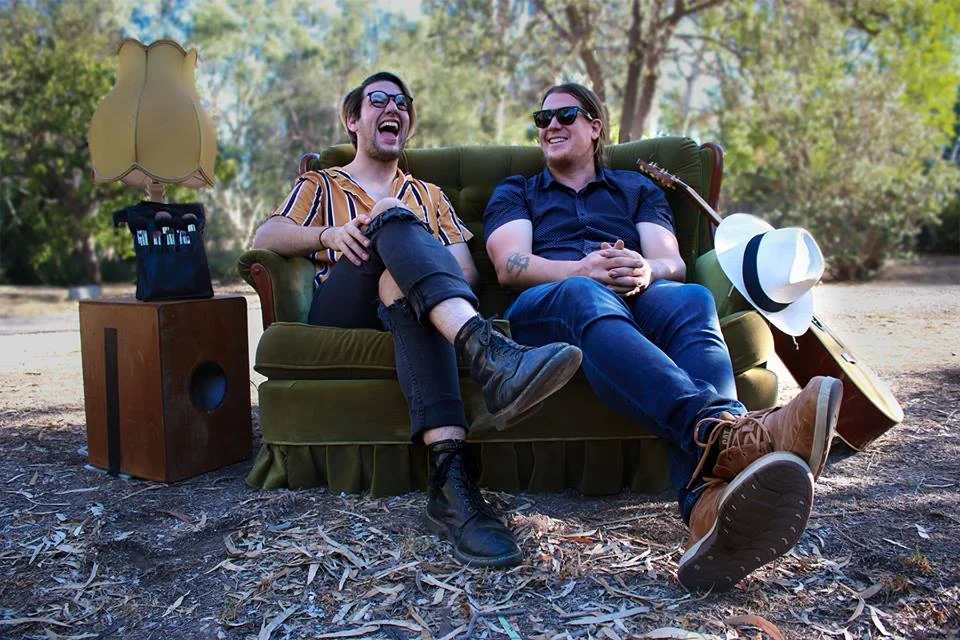 The dynamic duo - Make Up by Ray & Lokki Acoustic - photo by Sophia Doellstedt