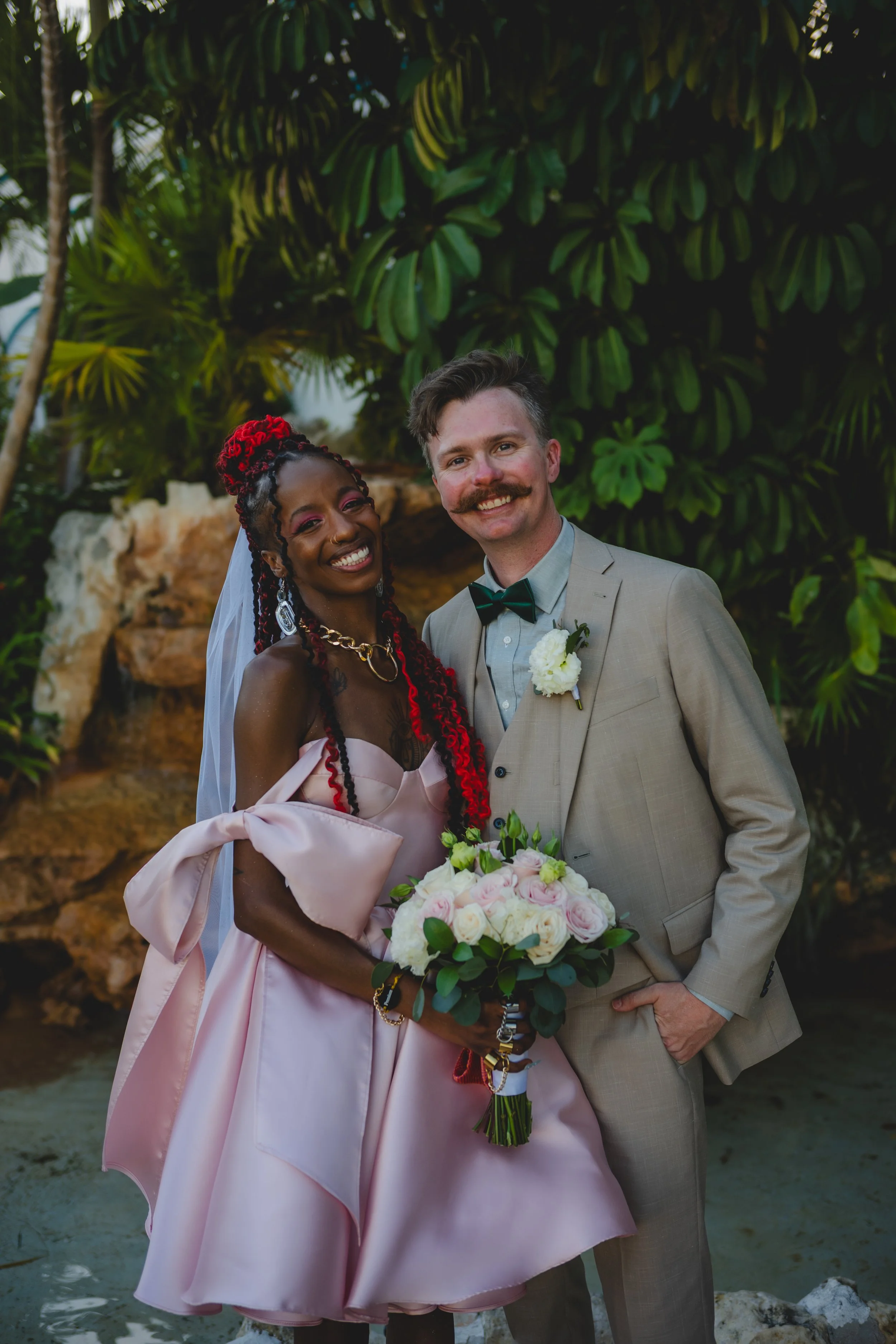 light pink double circle skirt short wedding dress with cups and bows