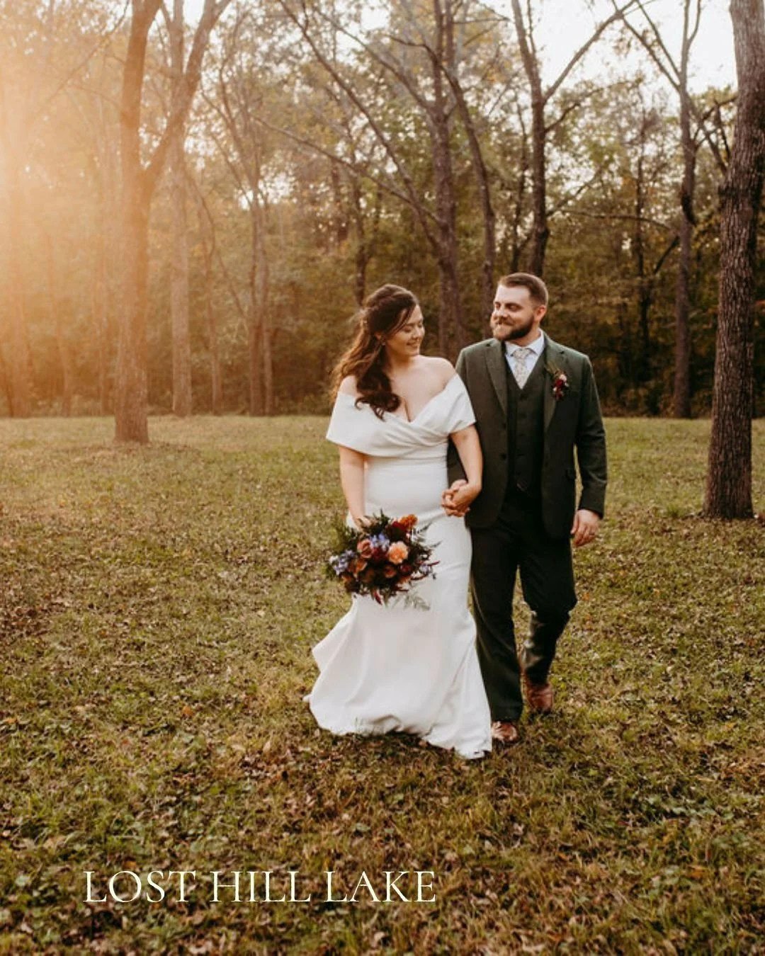 You&rsquo;ve been dreaming of an October wedding, this is your sign. 

Our final October 2026 dates are officially up for grabs -
 perfect for couples who want that cozy, enchanted fall wedding energy.

🍂 Peak fall color
🌾 Lakeside + forest ceremon