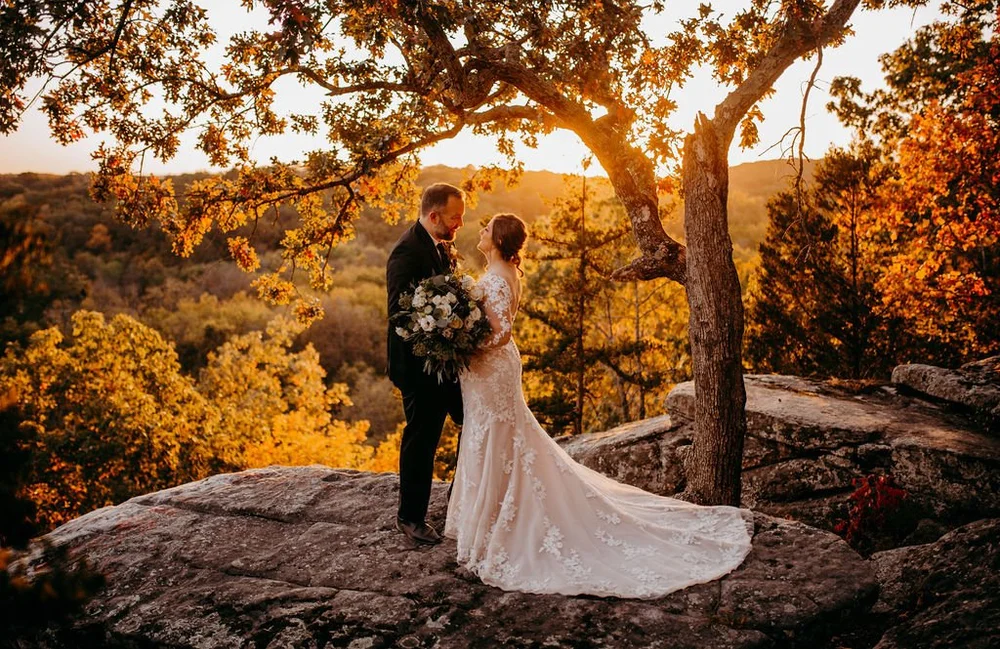 Lost Hill Lake Events Weddings, Elopements, Glamping near St. Louis