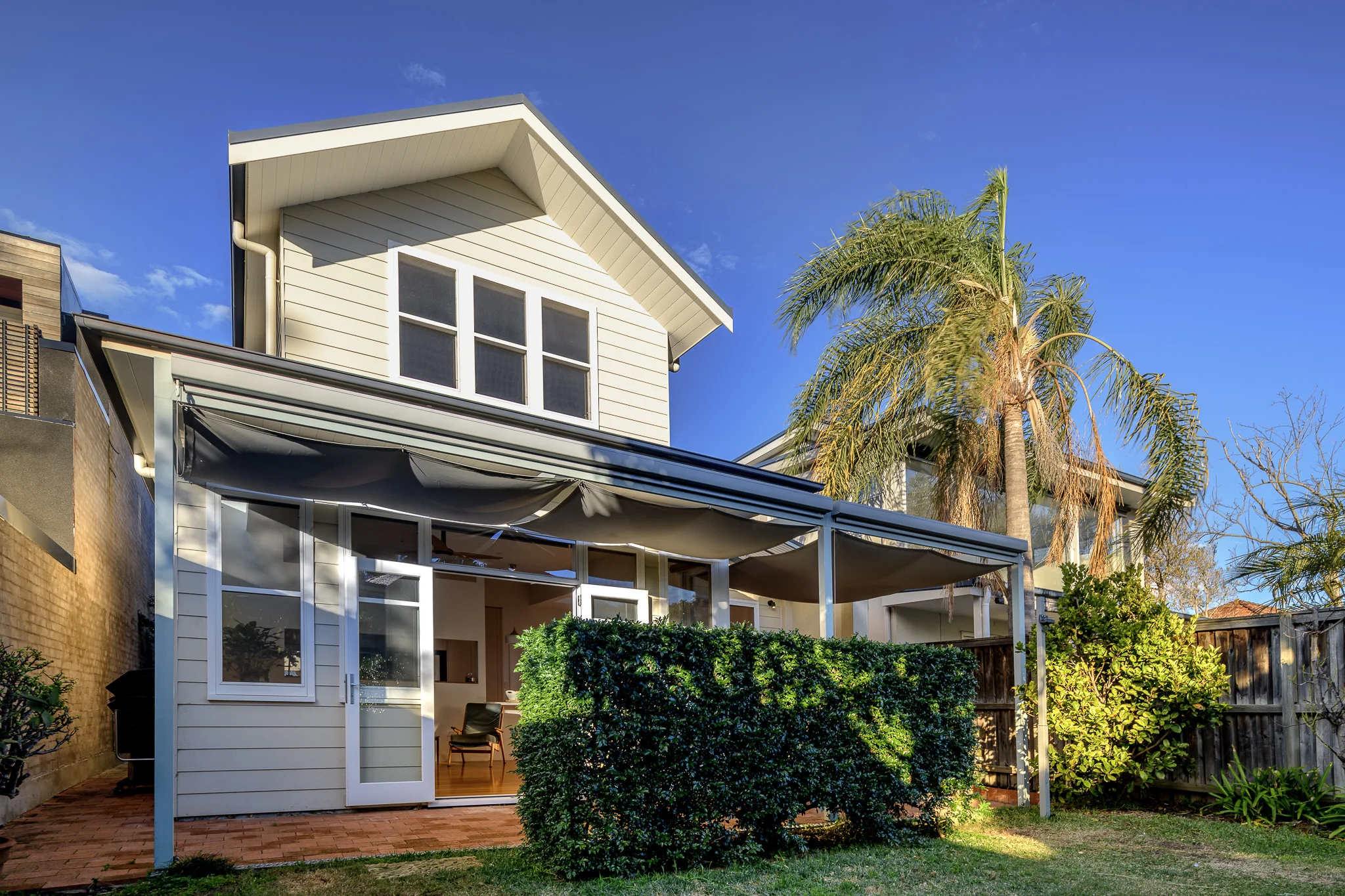   ML House  Summer Hill   Project Duration:  Apr 2013 - Jun 2015   Construction:  5 Months   Engineer:   Waddington Consulting    Builder:   Aspire Constructions    Joiner:   Harrington Kitchens    Photographer:   The Guthrie Project  