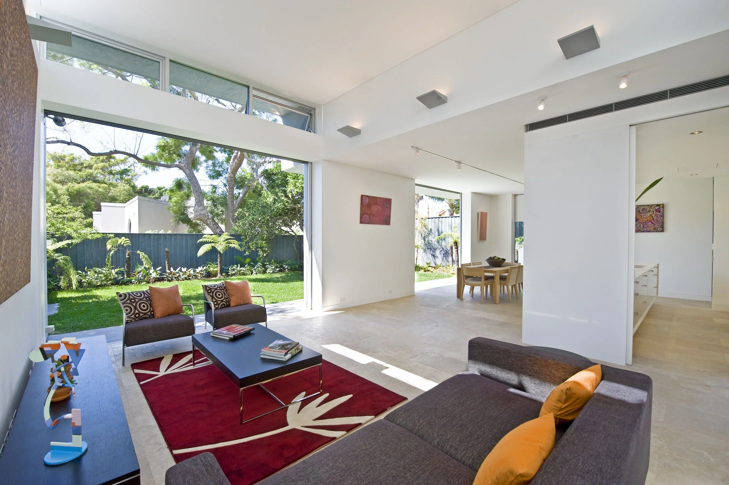 LR Apartments