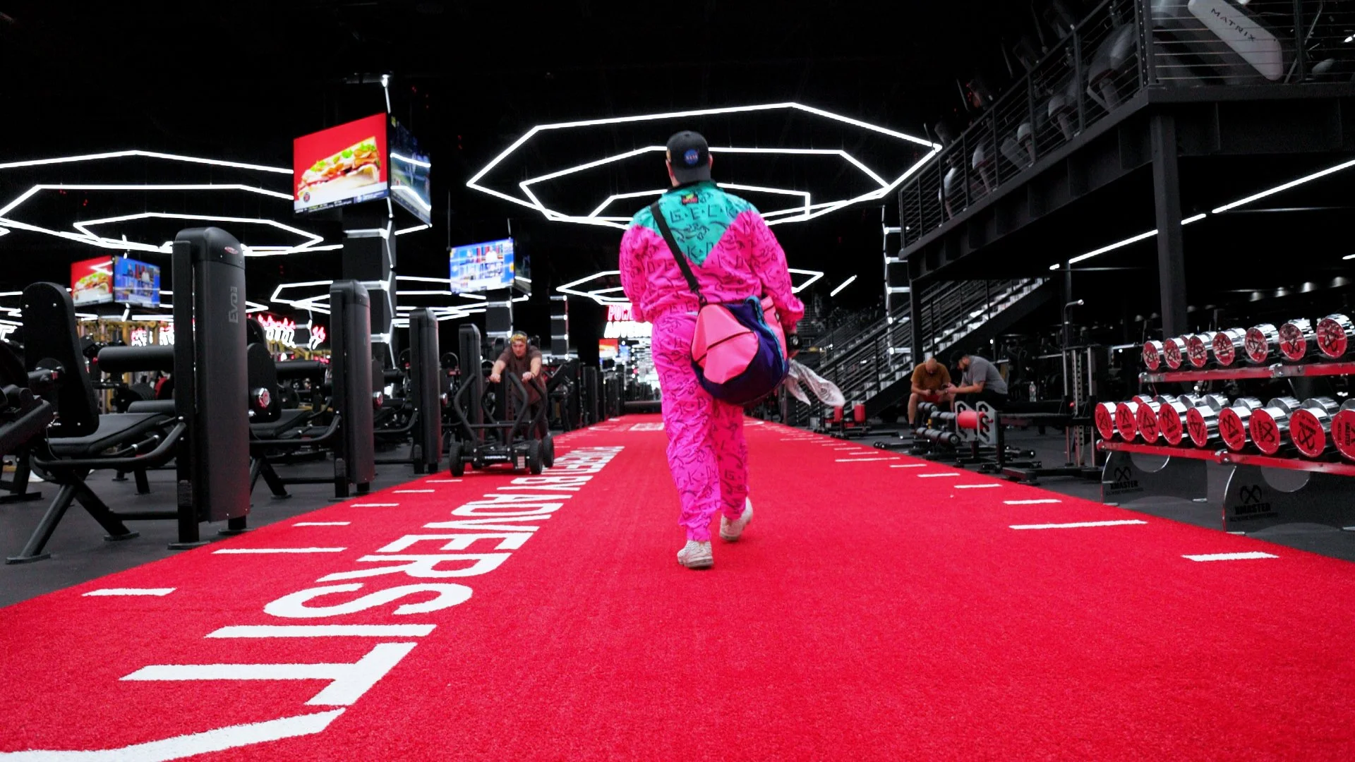 Absolute Recomp Gym Review: High-End Equipment, But Does It Deliver?