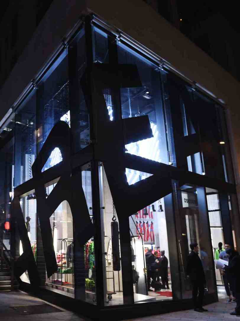 dsquared2-area-gallery.jpg