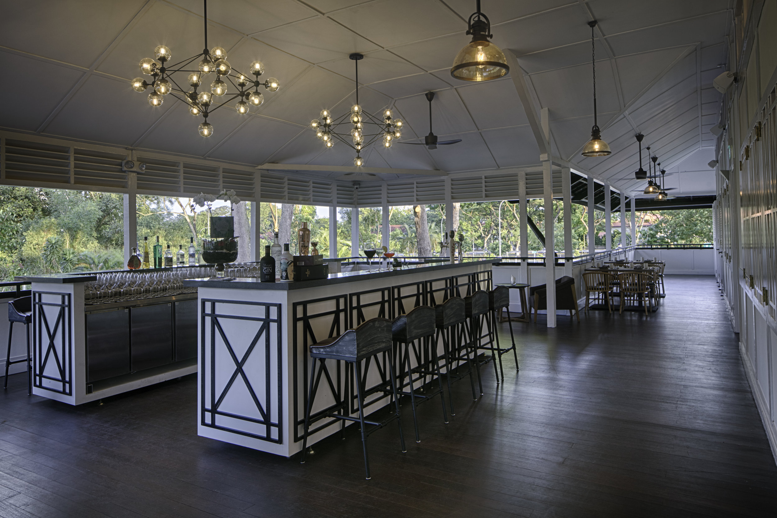 Balcony Bar 2.jpg