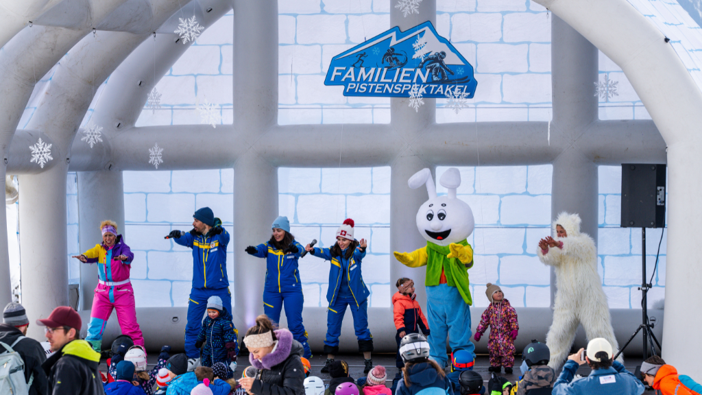 Familien-Pistenspektakel in Klosters-Madrisa