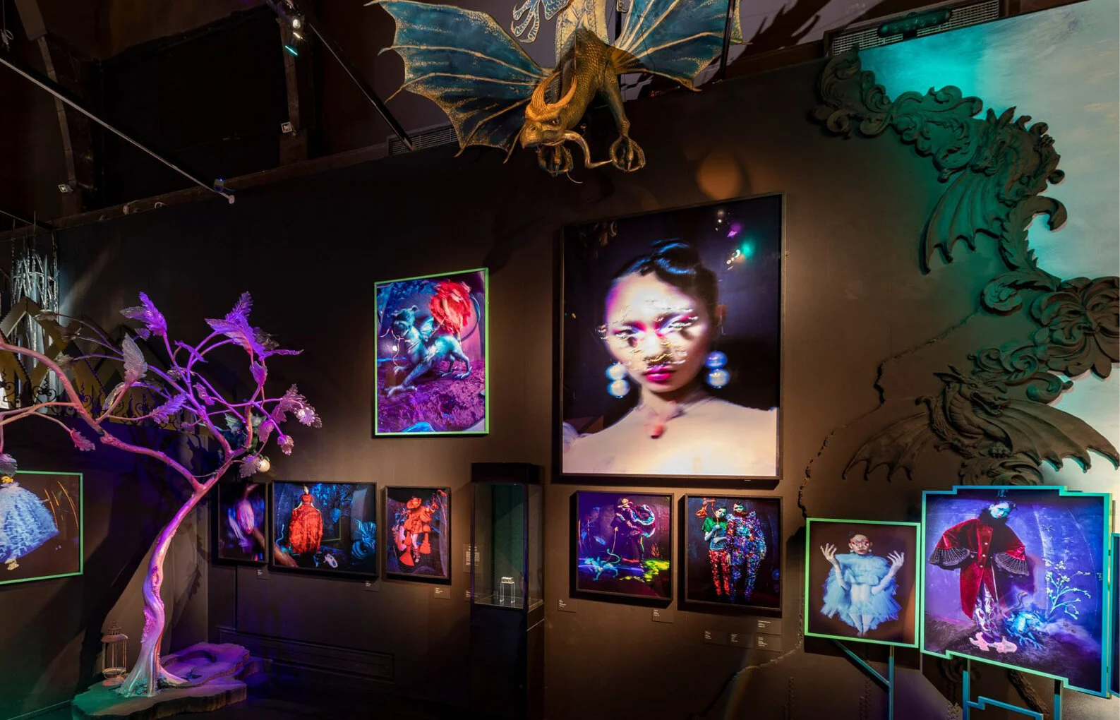 webiste - tw - exhibition green 2.jpg