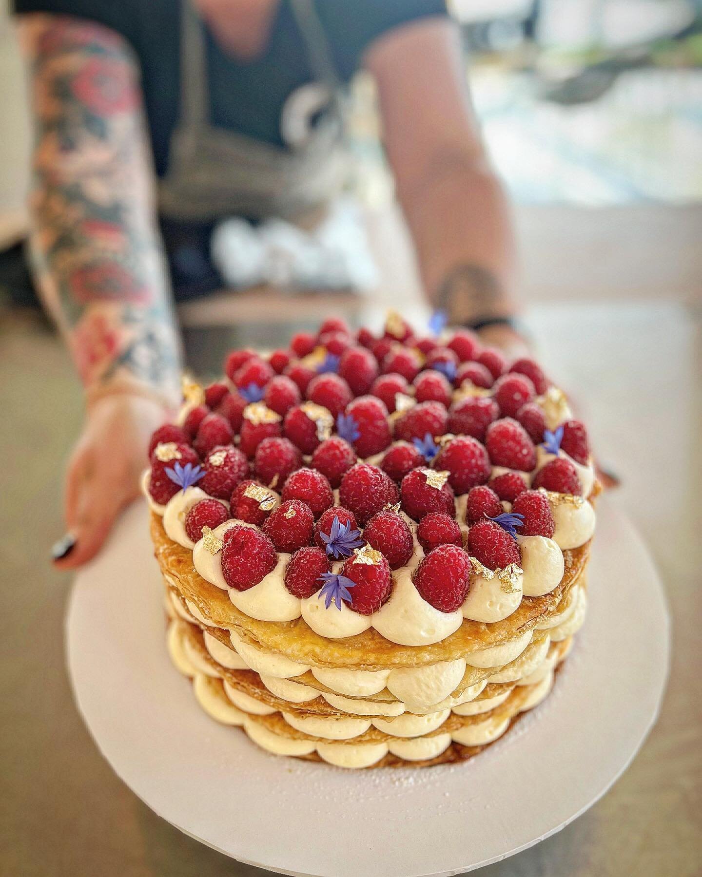 Raspberry Mille Feuille cake, a special request for a special couple 👌🏽✨🥂

Made by @lilithwaiheke 🤩

#waihekechef
#waiheke
#waihekeisland
#privatechef
#cake