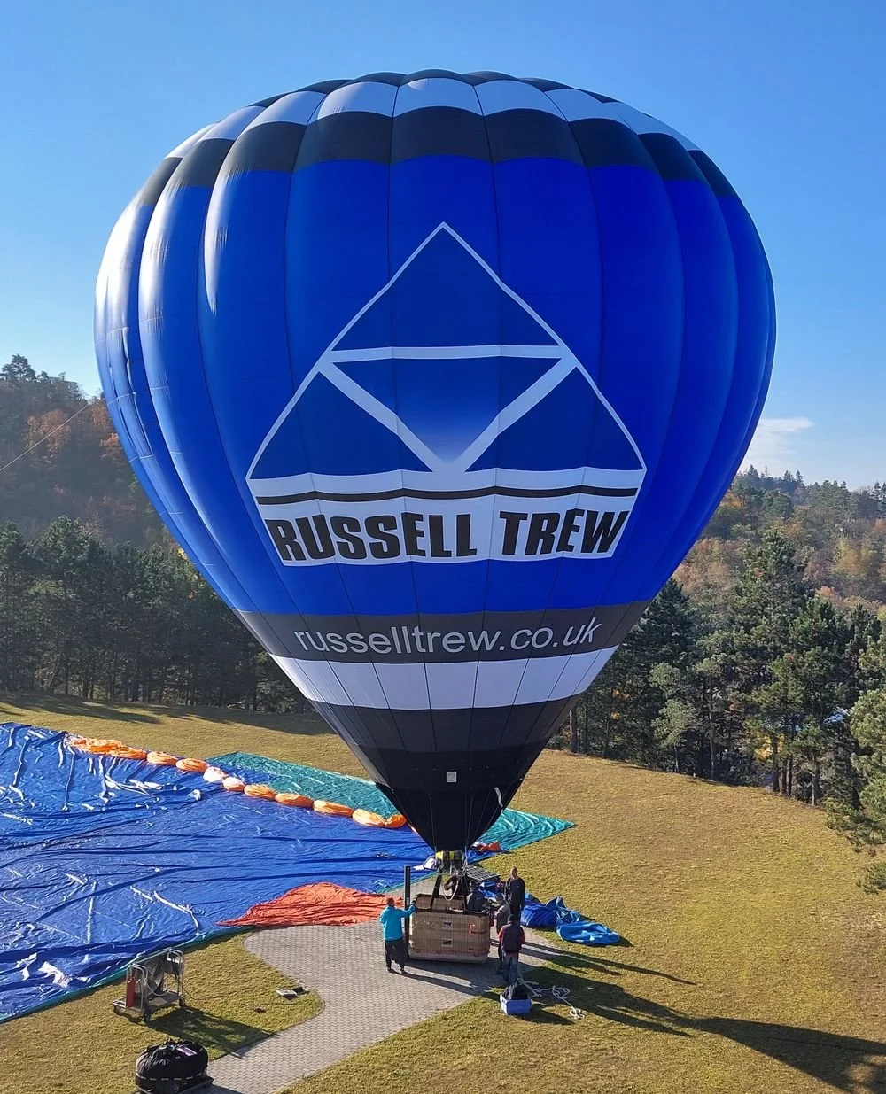 Russell Trew chooses Kubicek Balloons UK for their new Balloon