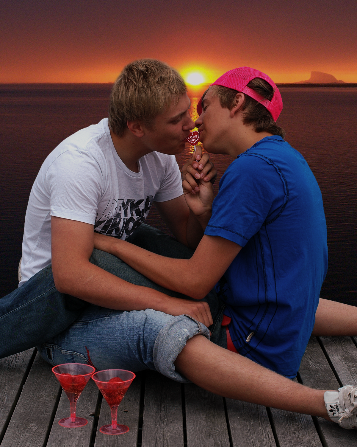 Key-art_4x5_justert-farge.png