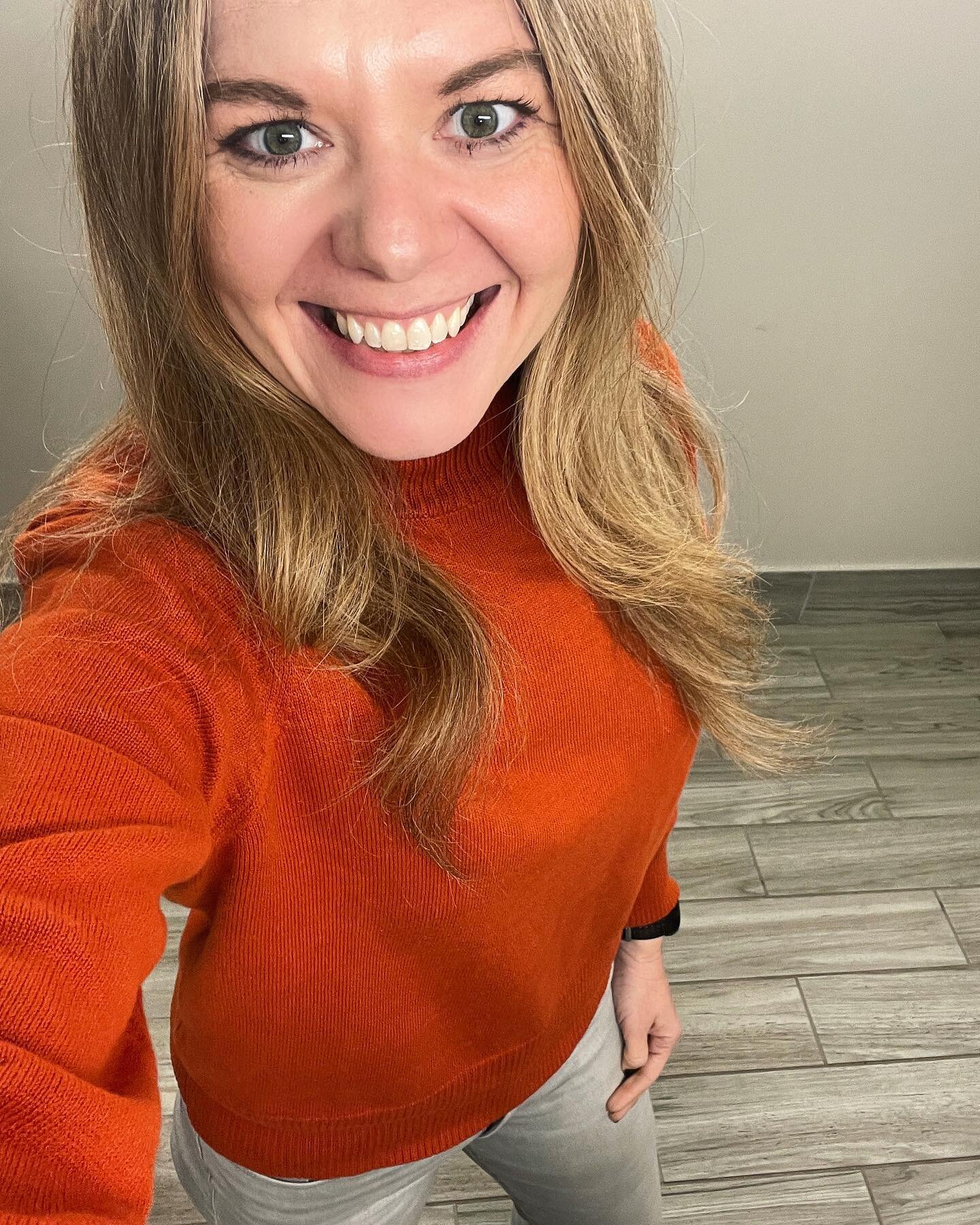 Hi! I&rsquo;m Rachael - a single, 30-something, Oklahoma native who co-hosts My Magic Morning Show. I&rsquo;ve also been a self-employed podcast editor and producer for the past 5 years. 

My interests include hiking in the mountains, watching OKC Th