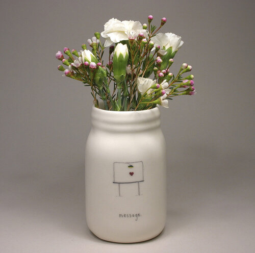 UNITE - Small Icon Vase by Beth Mueller – ArtQuest Gallery