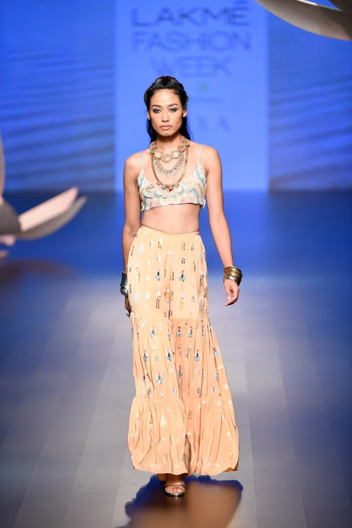 PS03AW18 (1)