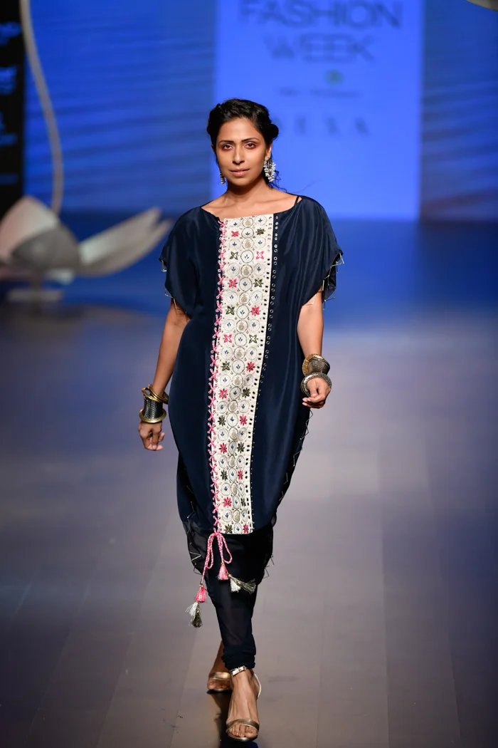 PS05AW18 (4)