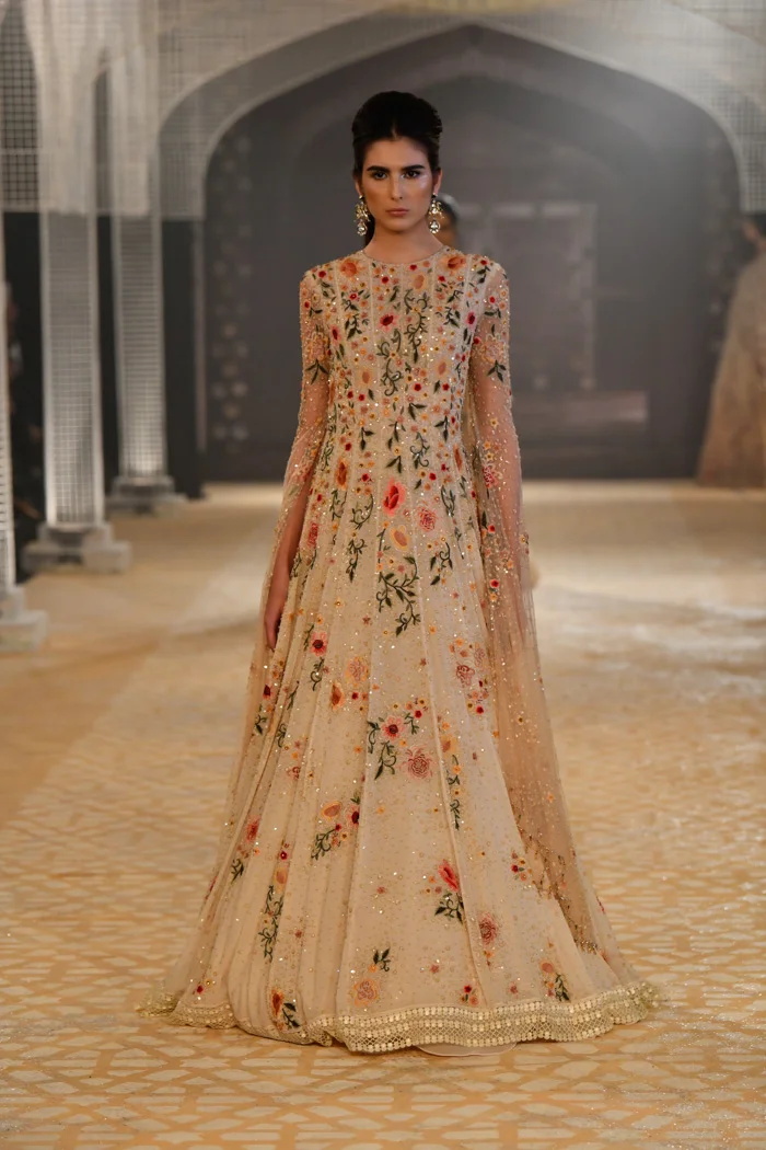 tarun tahiliani gowns